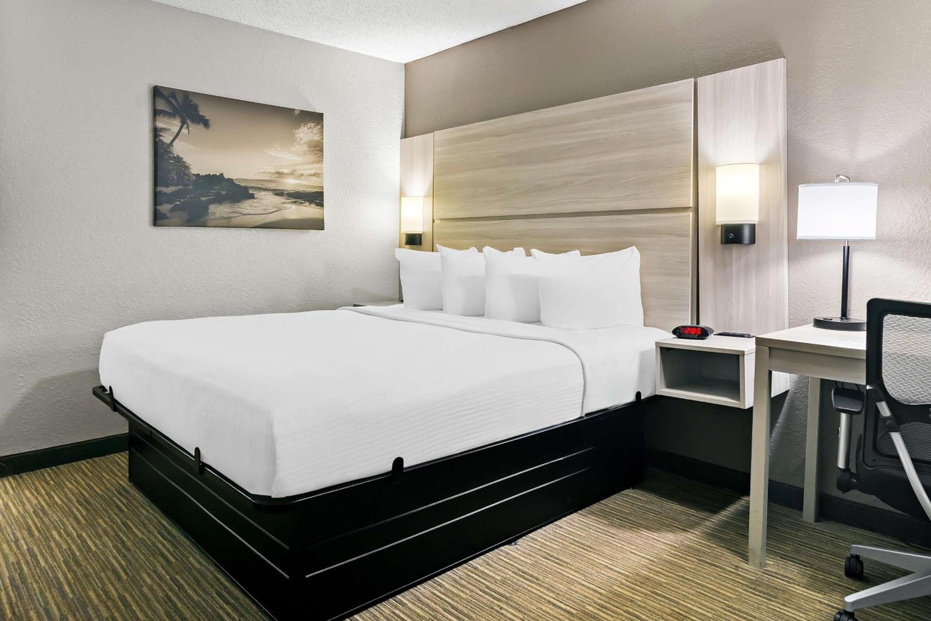 Best Western The Oasis at Joplin photo 33