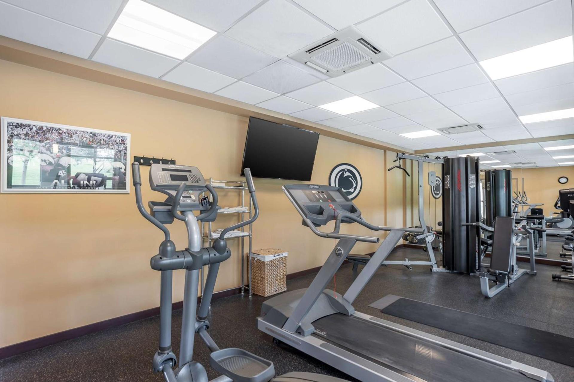 Best Western PLUS University Park Inn & Suites photo 6