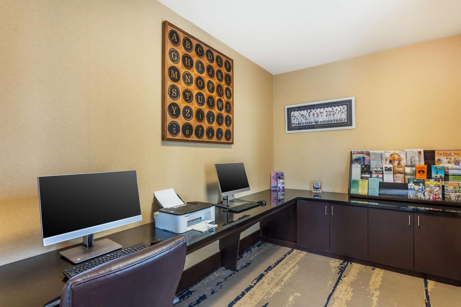 Best Western PLUS University Park Inn & Suites photo 32