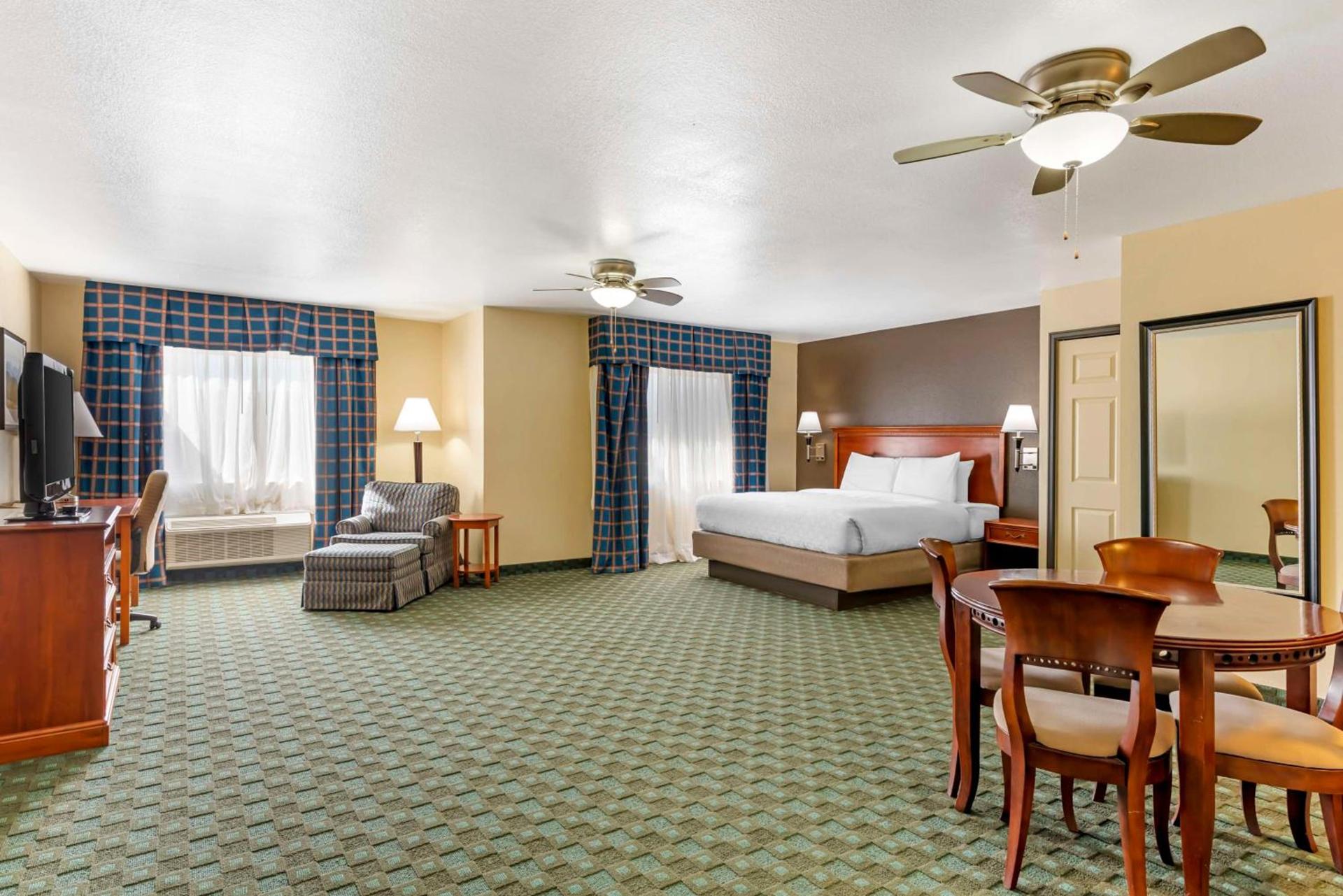 Best Western Canon City photo 31