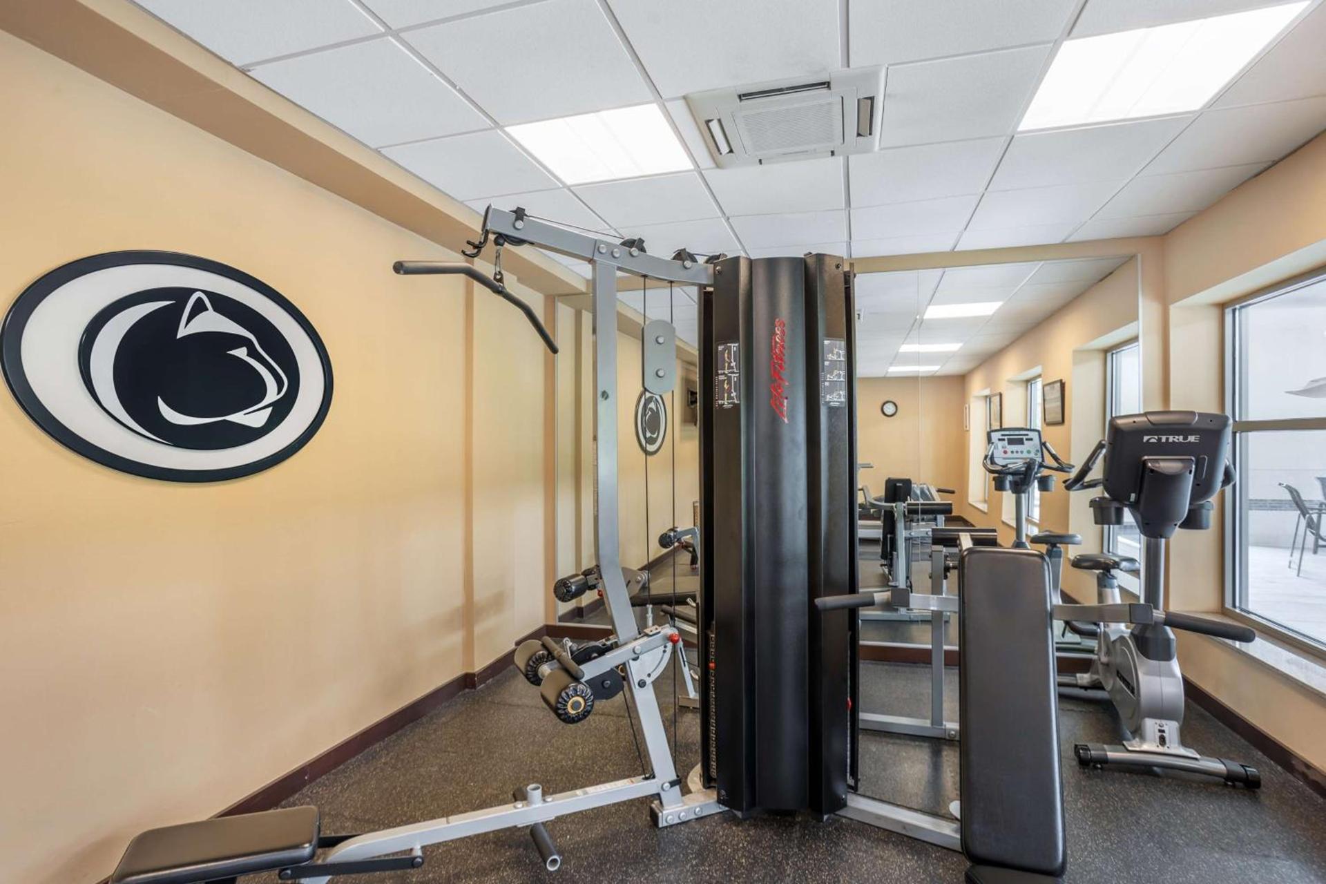 Best Western PLUS University Park Inn & Suites photo 34