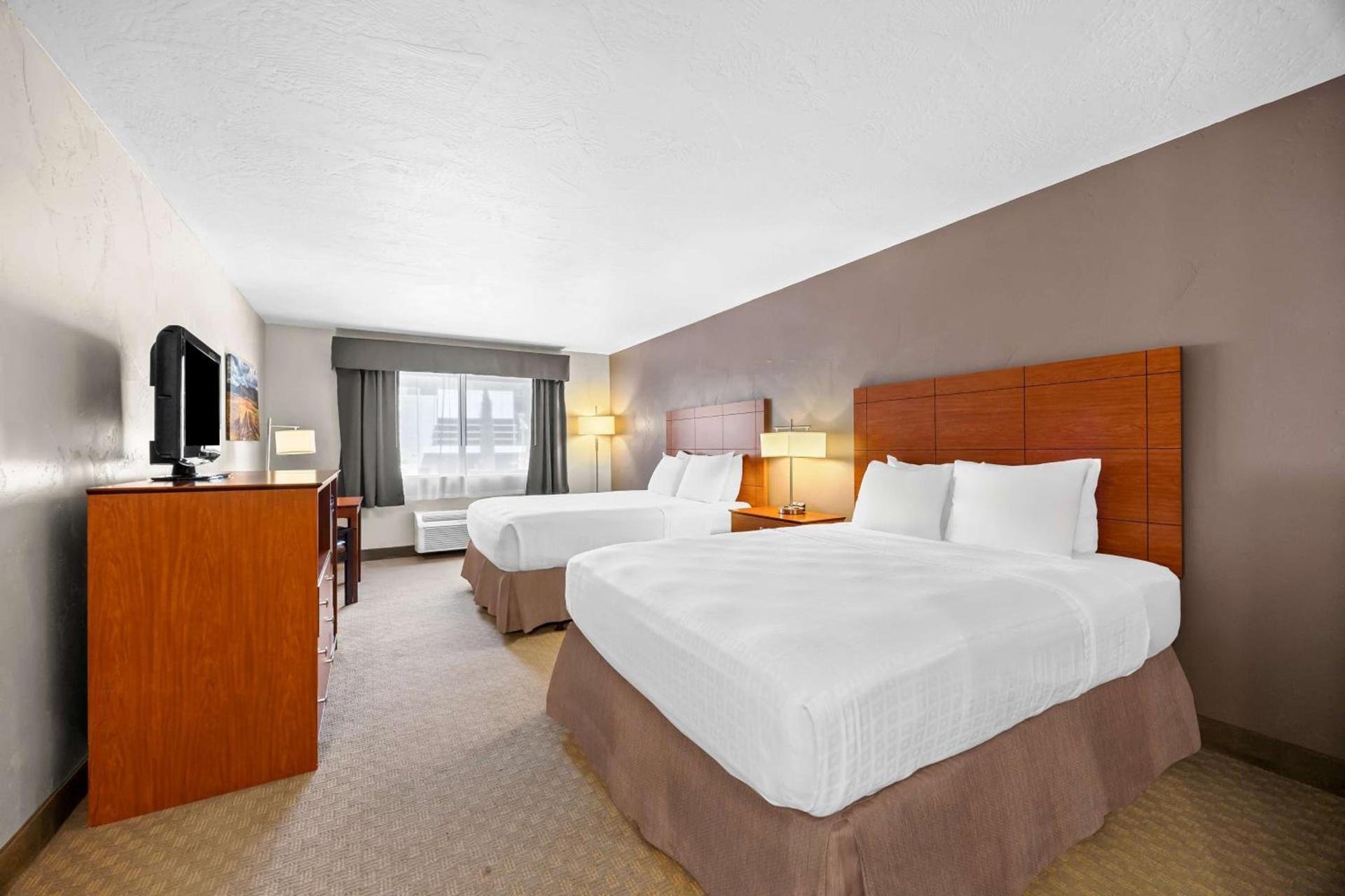 Best Western Inn at the Rogue photo 29