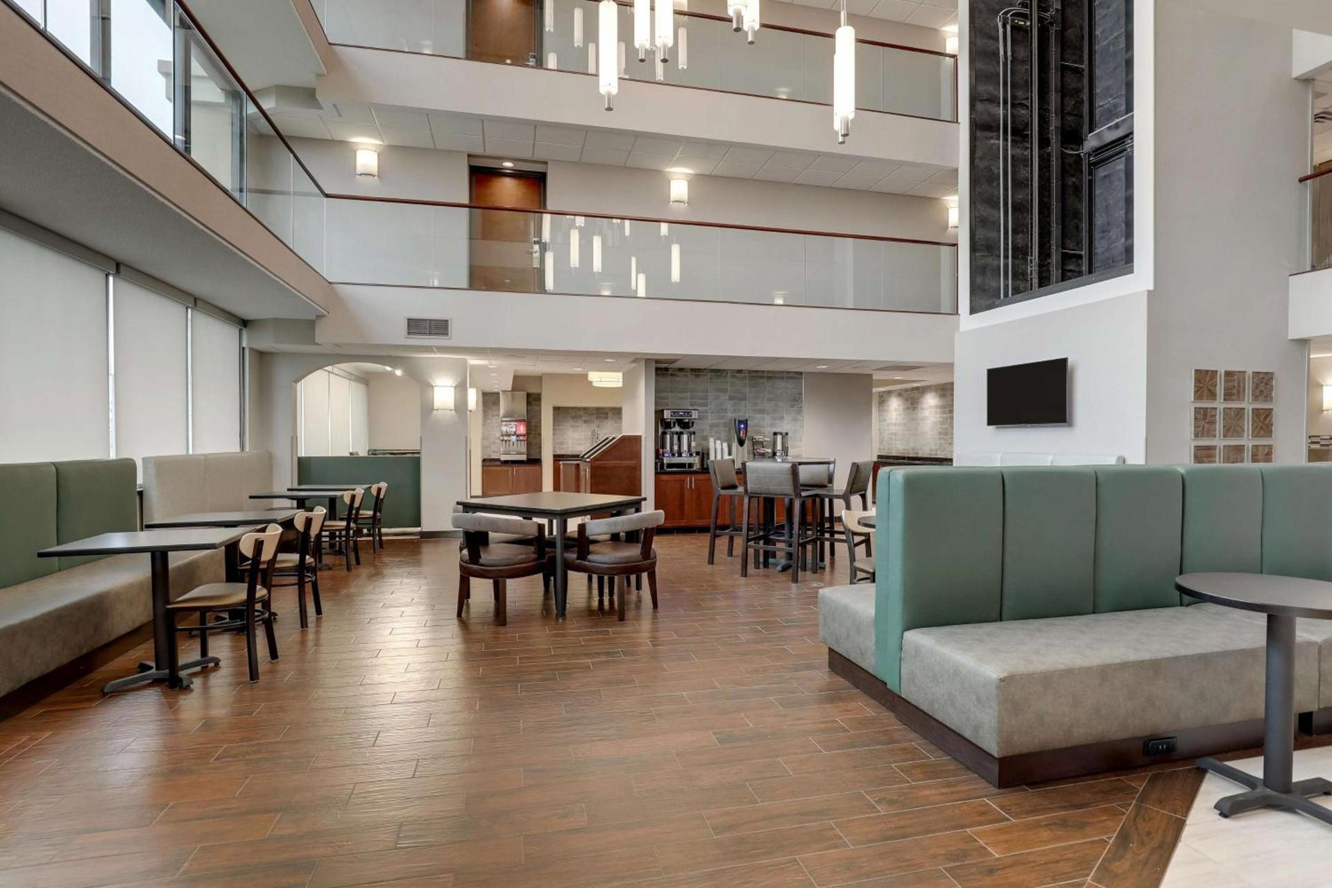 Drury Inn & Suites Cape Girardeau photo 11