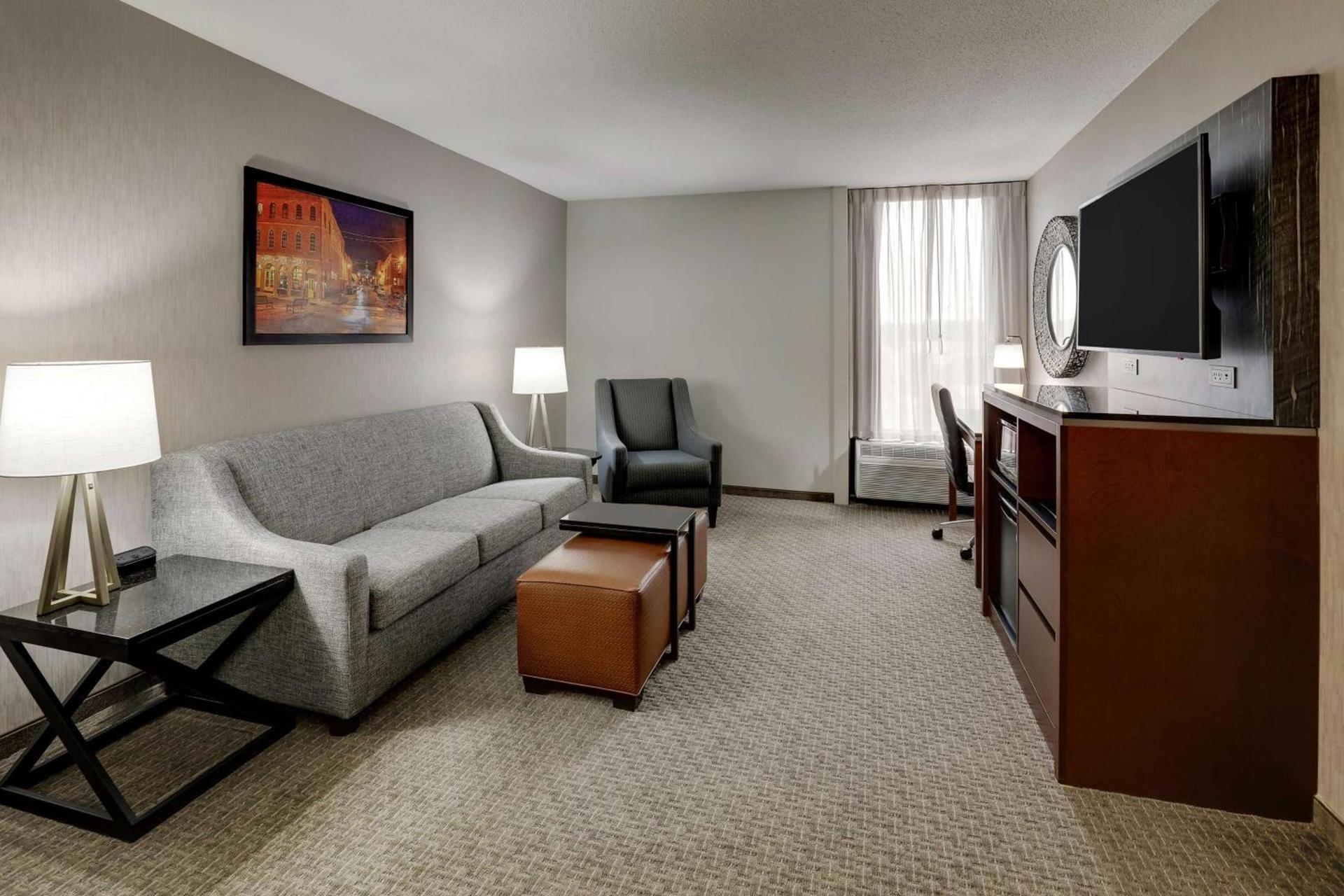 Drury Inn & Suites Cape Girardeau photo 19