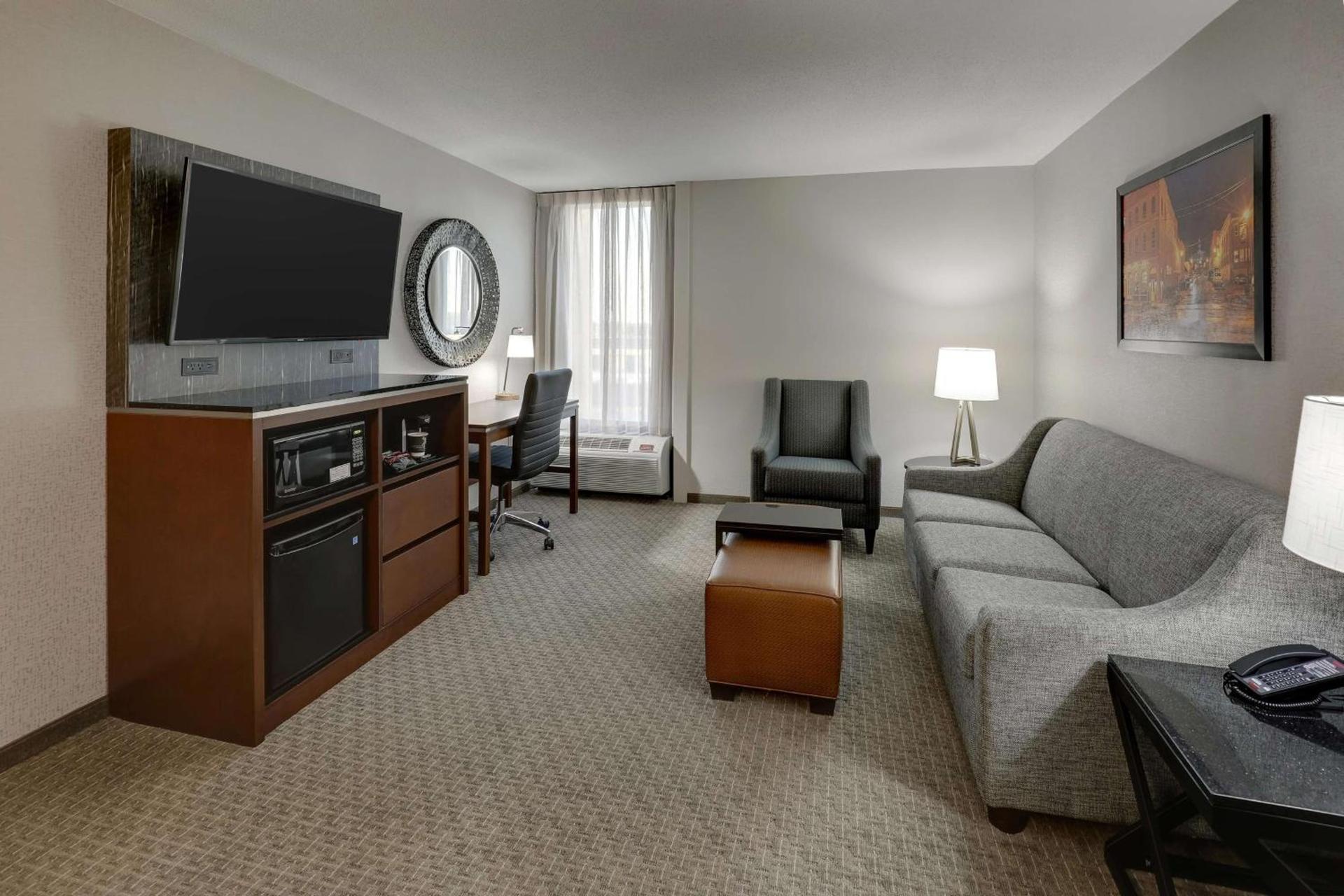 Drury Inn & Suites Cape Girardeau photo 31