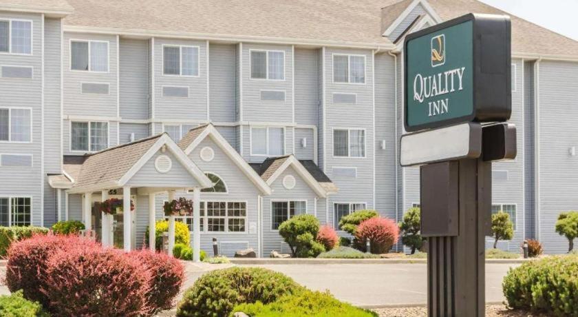 Quality Inn photo 11