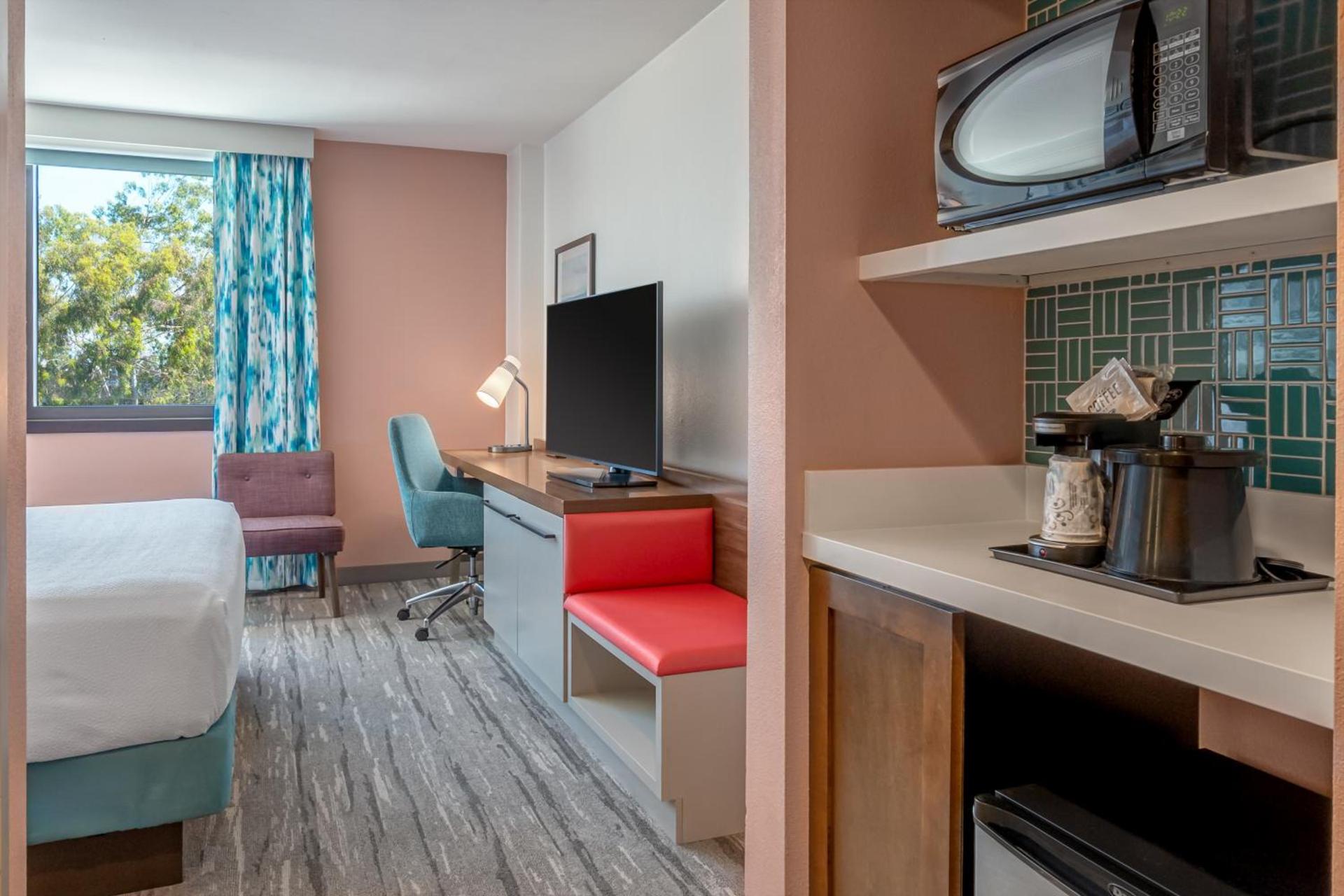 Hilton Garden Inn LAX Los Angeles Airport photo 21
