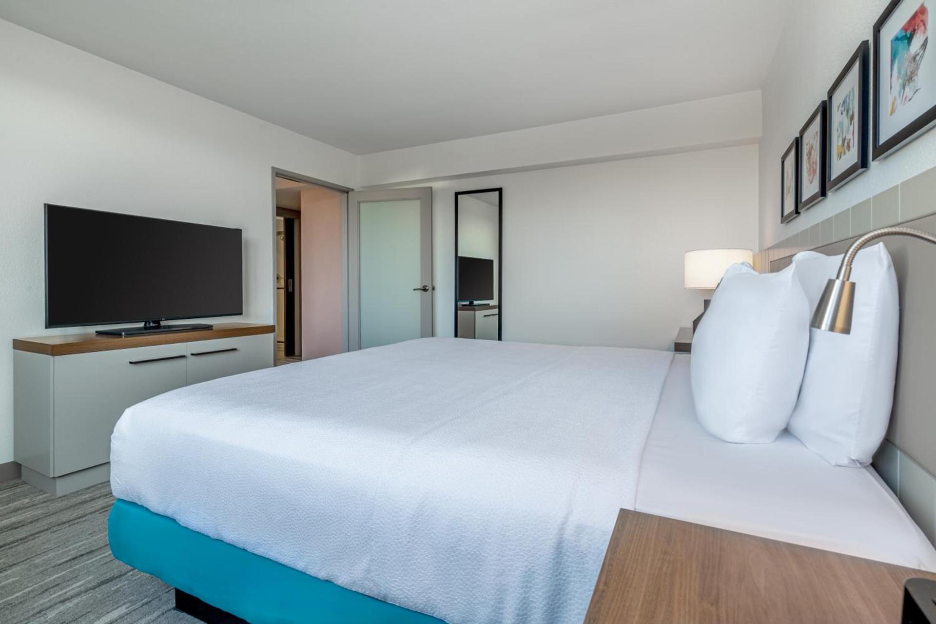 Hilton Garden Inn LAX Los Angeles Airport photo 4