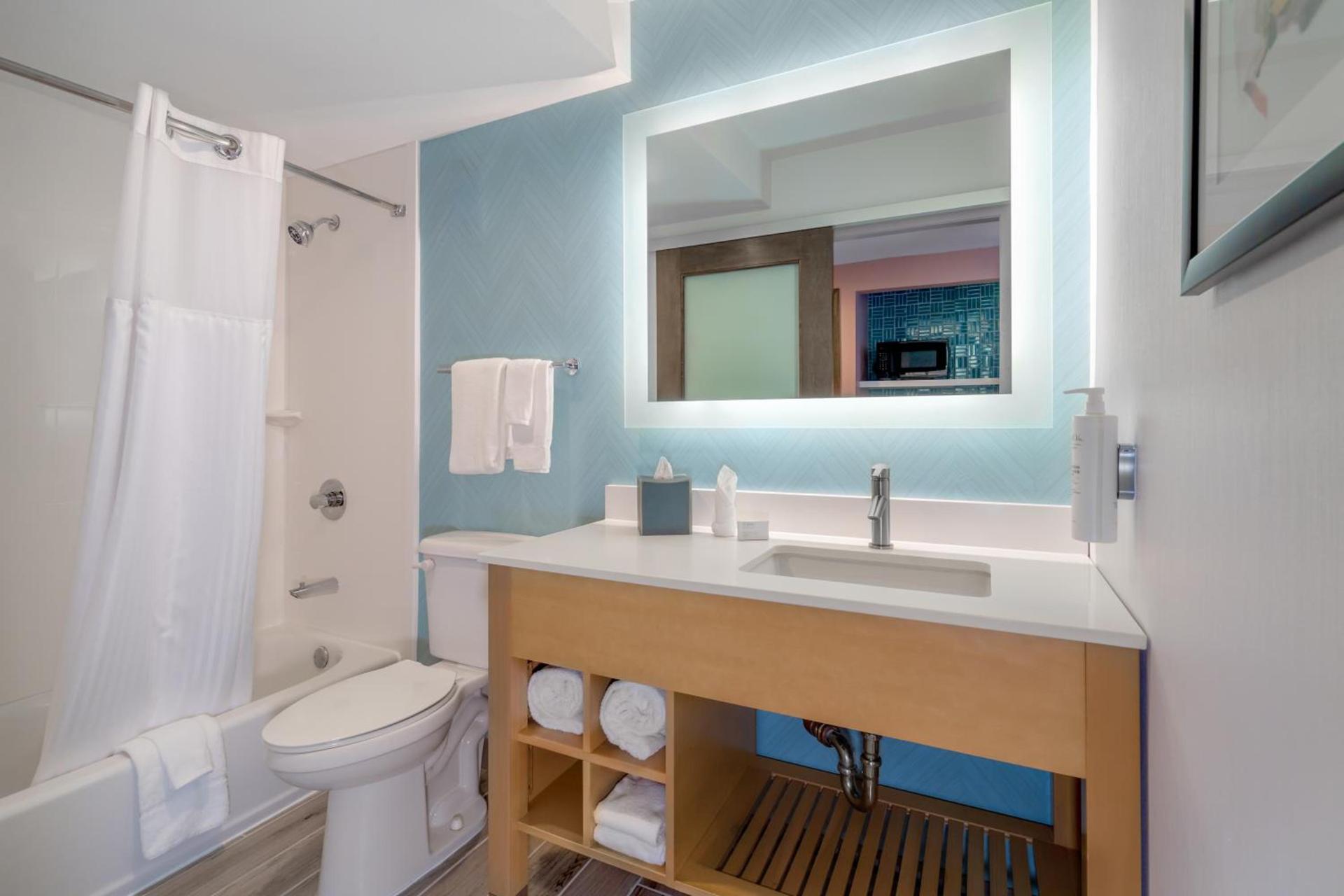 Hilton Garden Inn LAX Los Angeles Airport photo 29