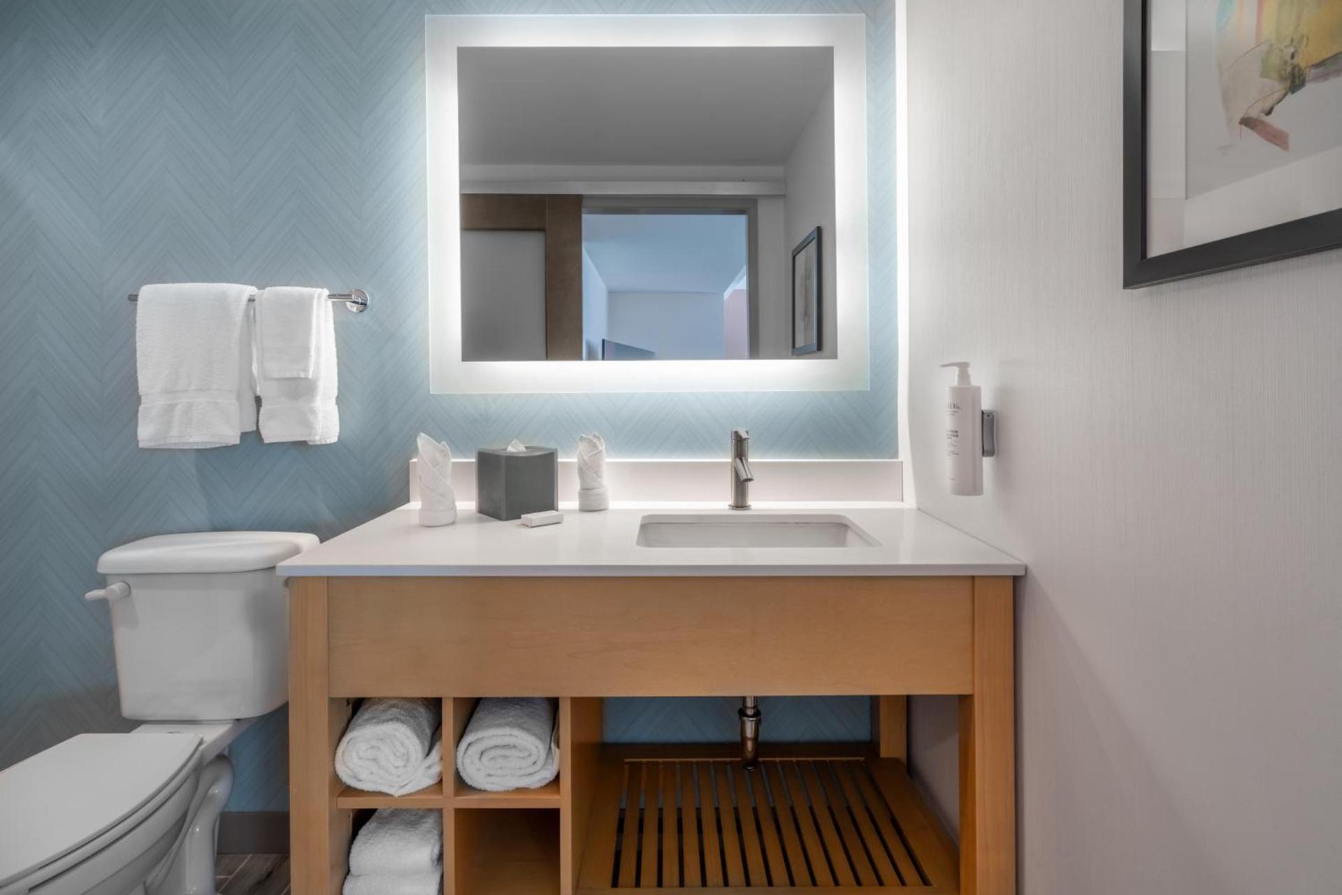 Hilton Garden Inn LAX Los Angeles Airport photo 28