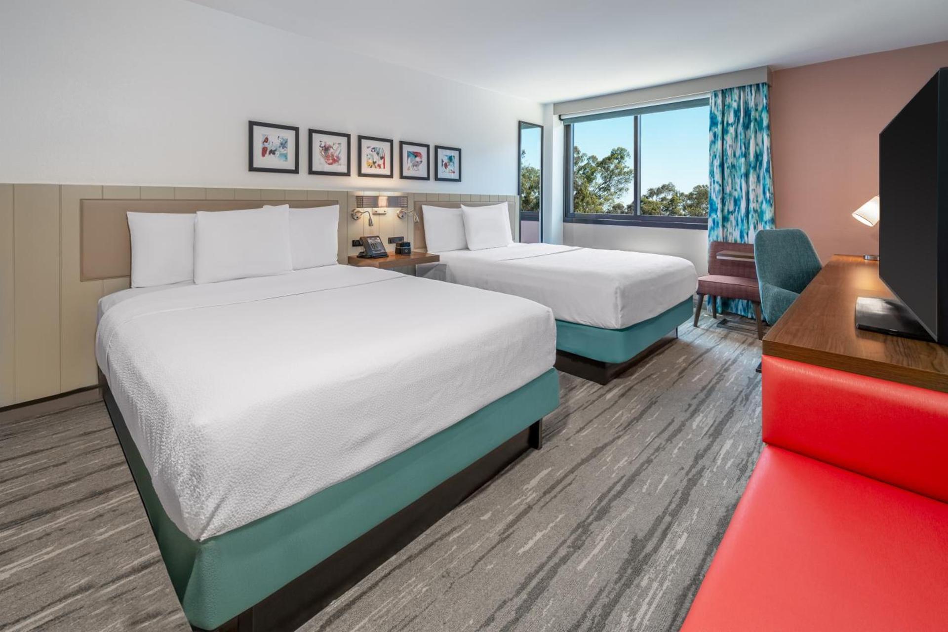 Hilton Garden Inn LAX Los Angeles Airport photo 3