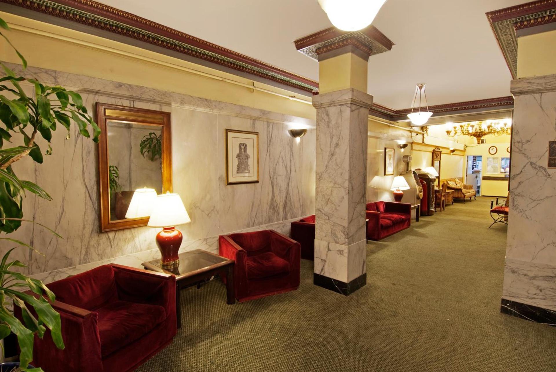 Aida Plaza Hotel photo 4