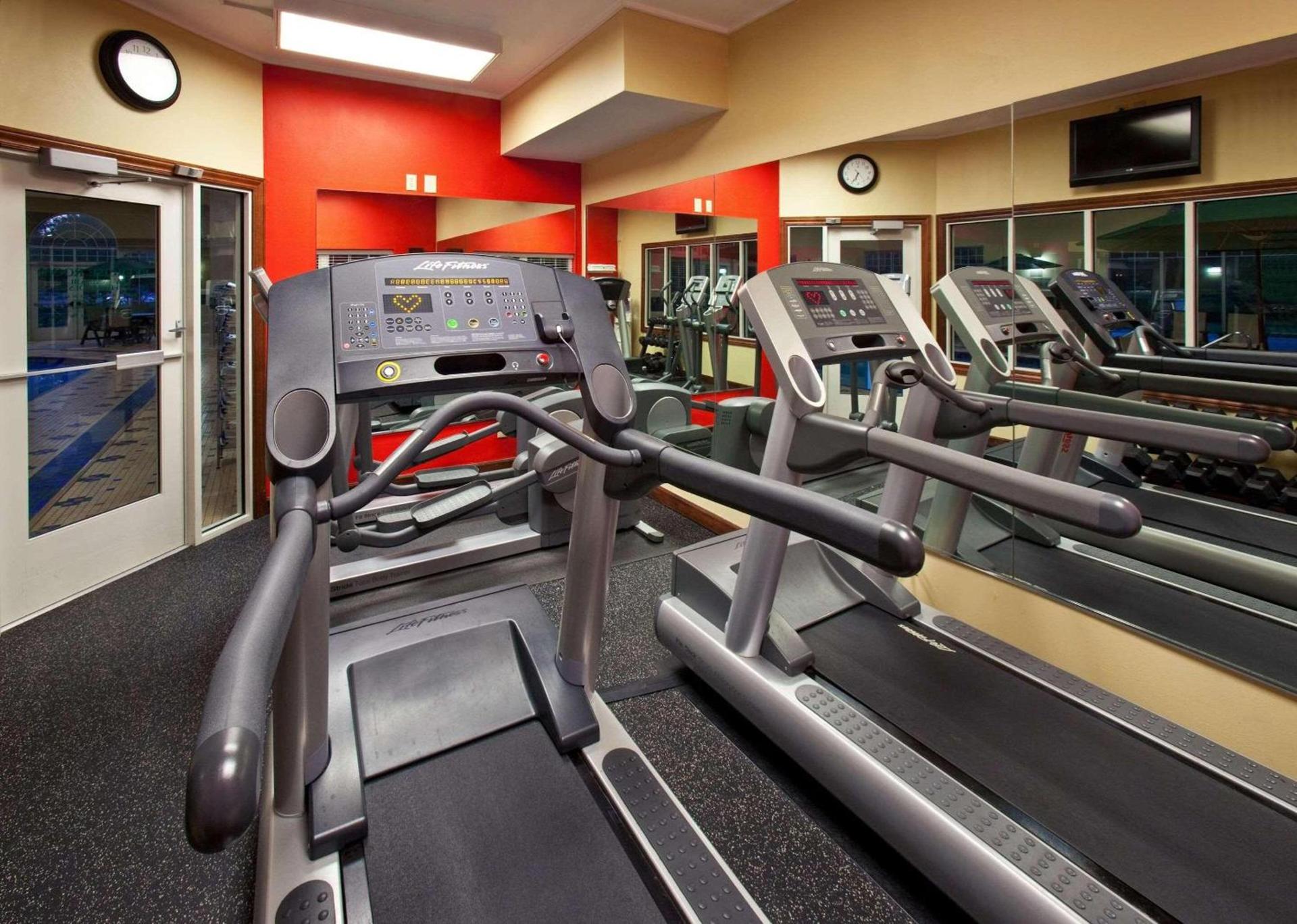 Country Inn & Suites by Radisson, Des Moines West, IA photo 11