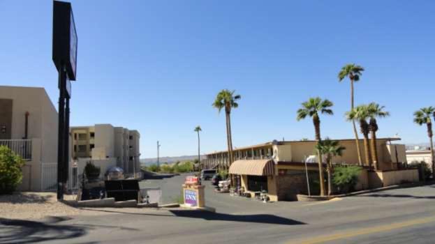 Windsor Inn Lake Havasu City photo 37