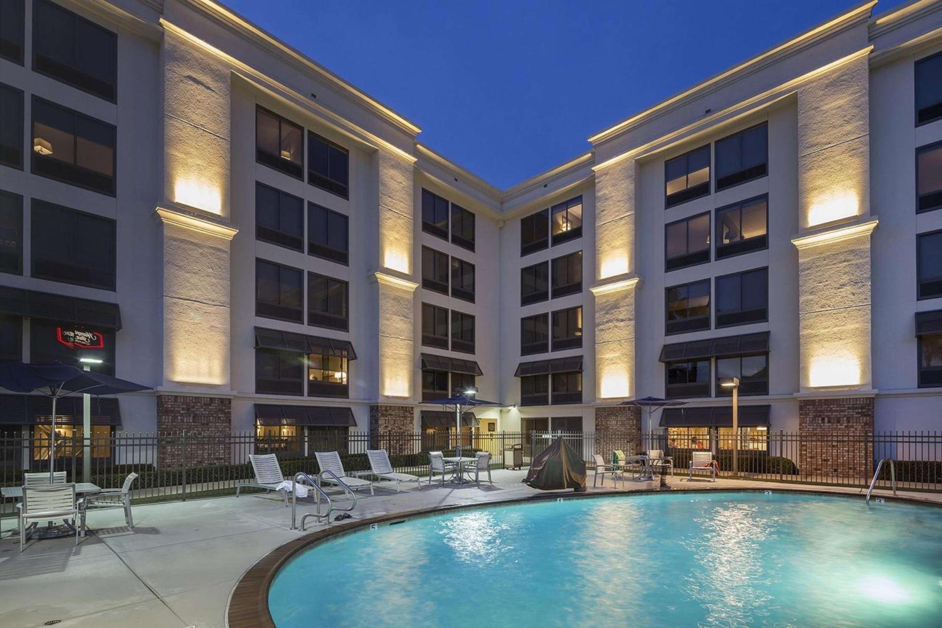 Hampton Inn by Hilton San Diego - Kearny Mesa photo 3