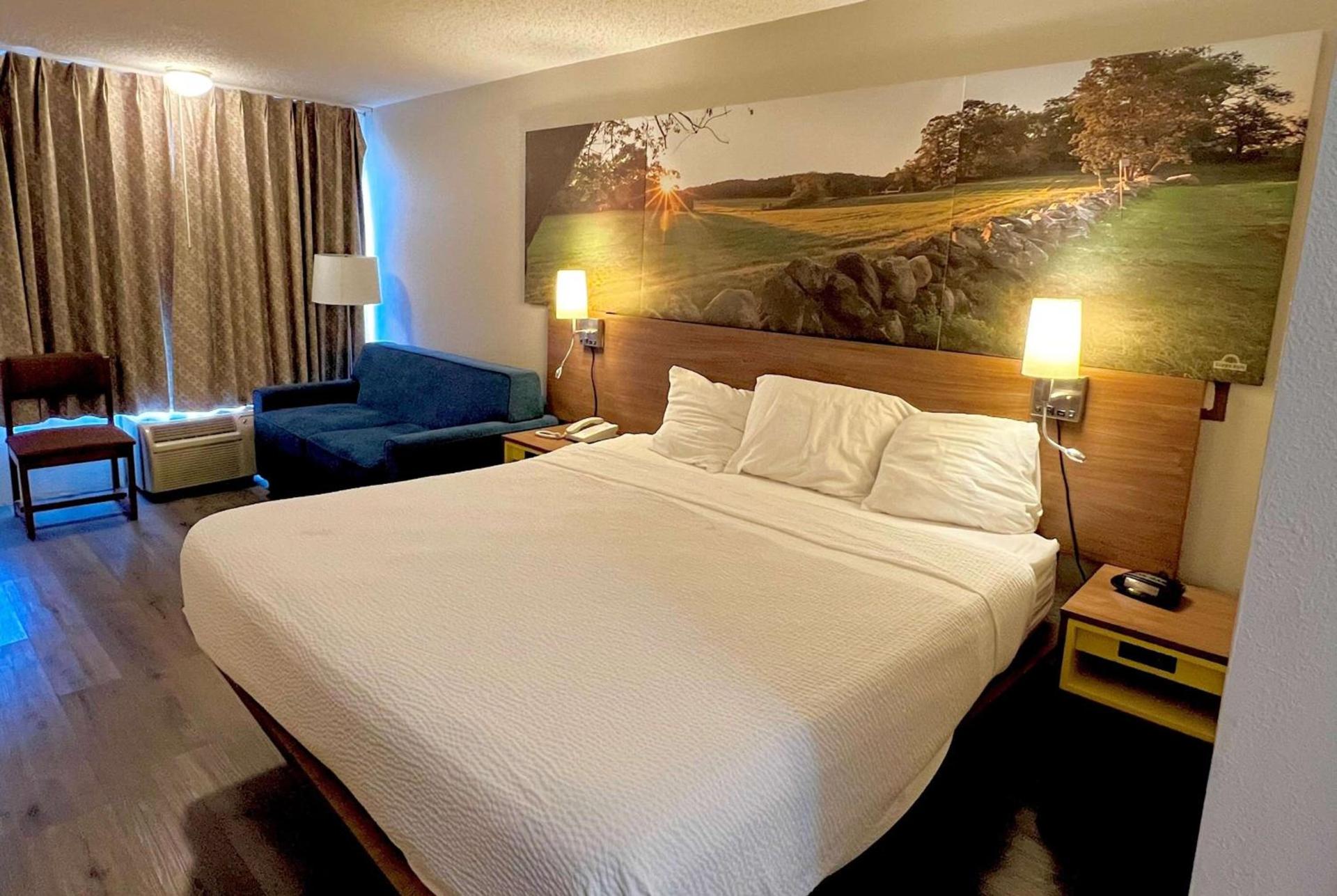 Days Inn by Wyndham Ashland photo 16