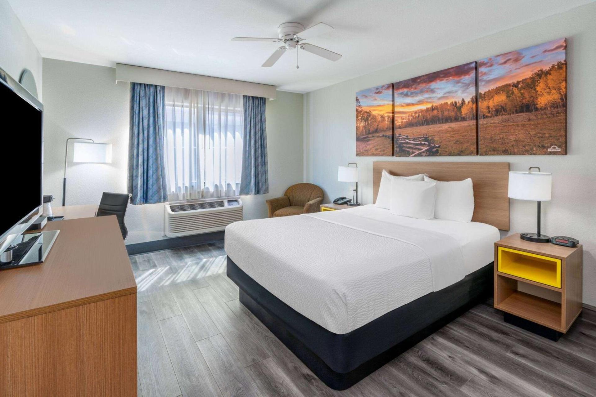 Days Inn by Wyndham Lamar photo 10