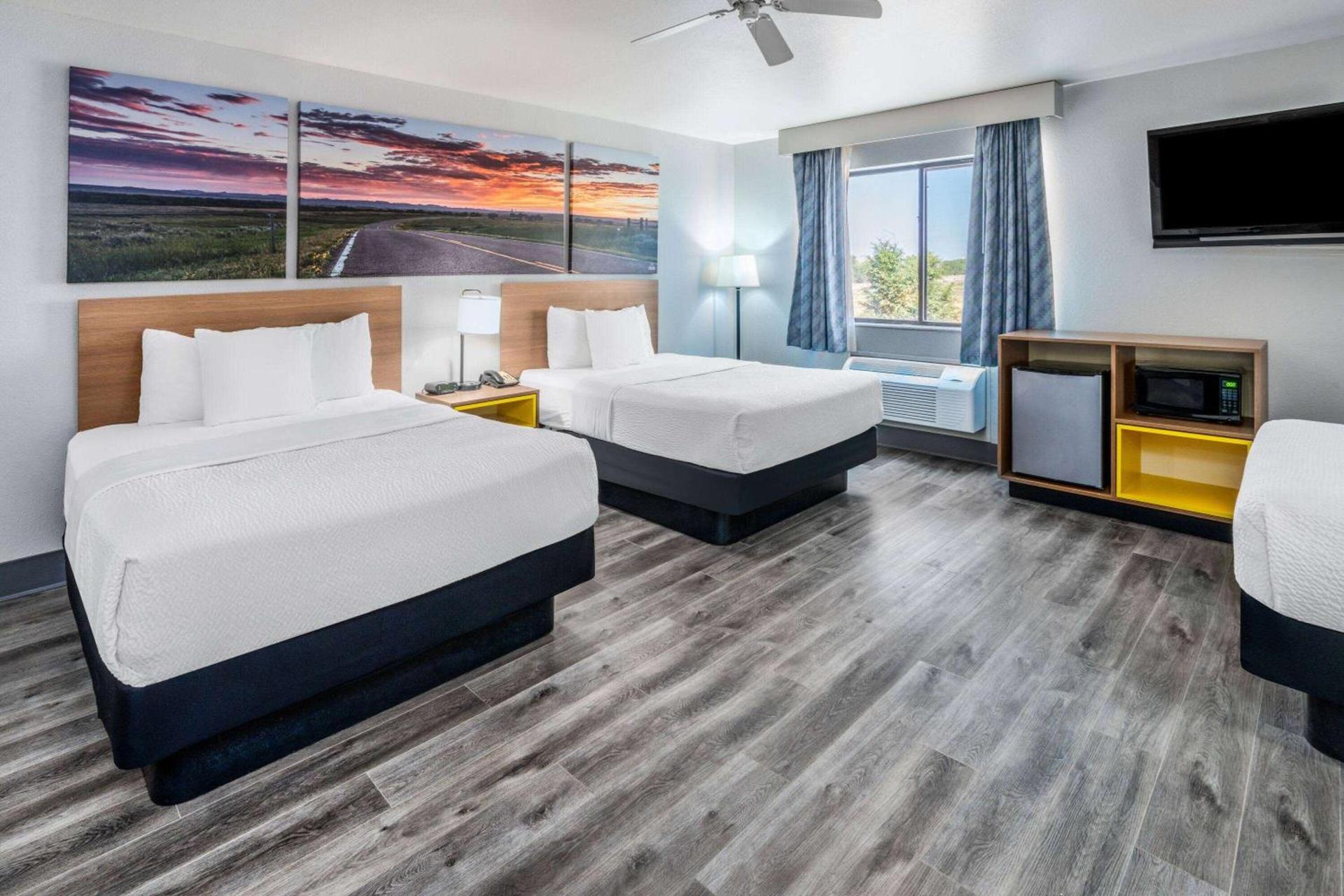 Days Inn by Wyndham Lamar photo 21