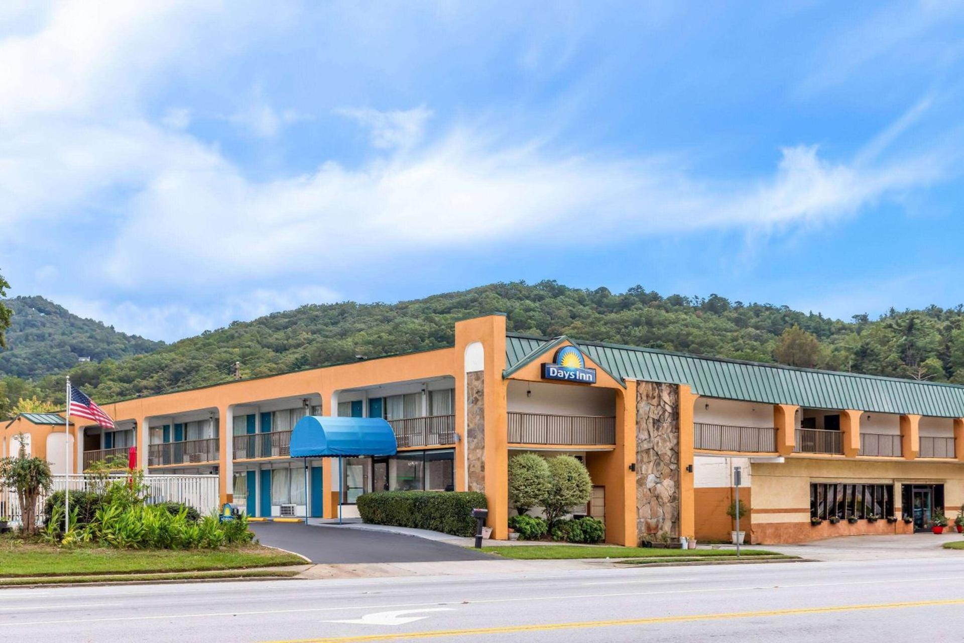 Days Inn by Wyndham Clayton photo 4