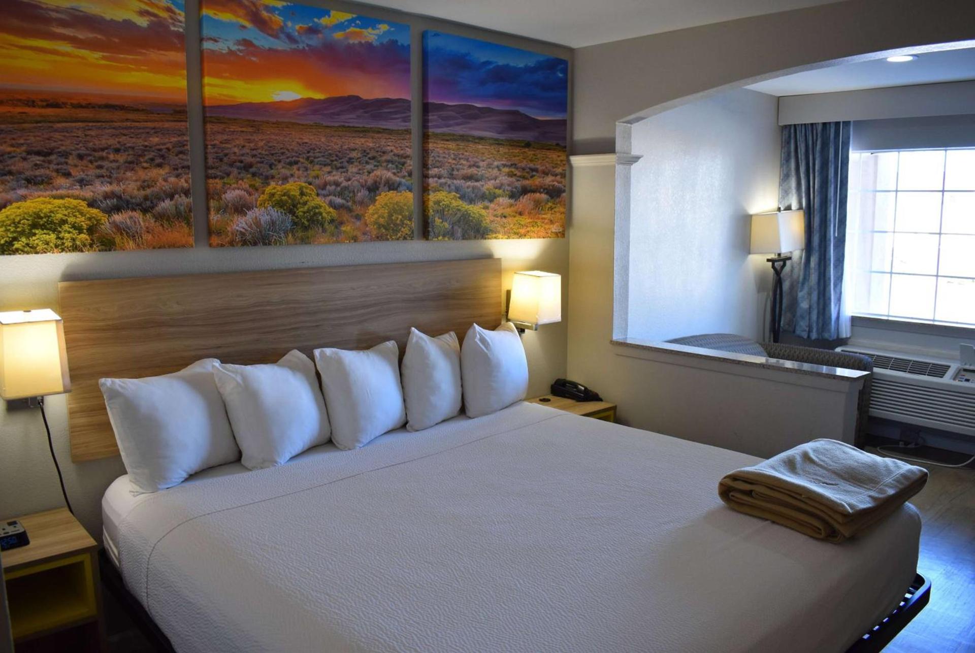 Days Inn by Wyndham Nacogdoches/SFA University/Downtown photo 14