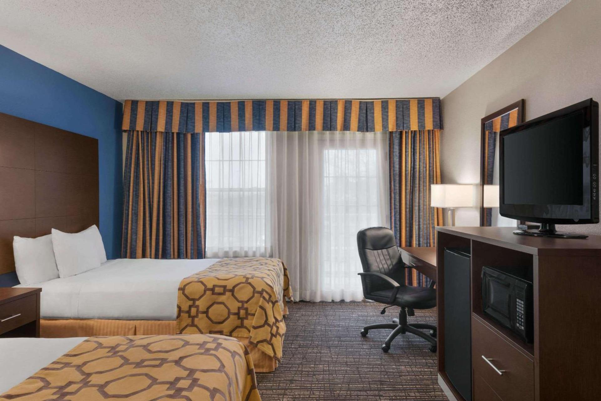Baymont by Wyndham Washington photo 14