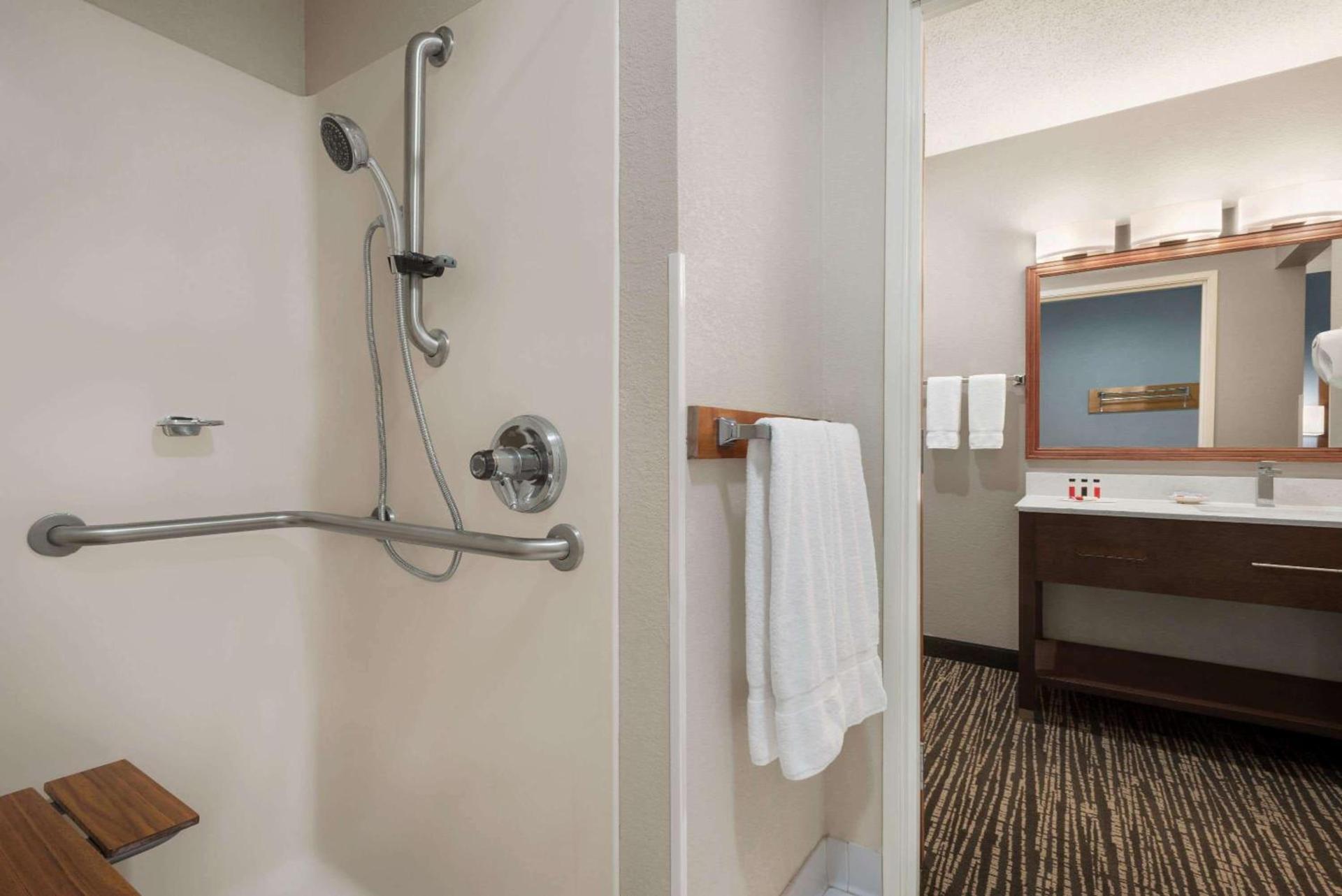 Baymont by Wyndham Washington photo 15
