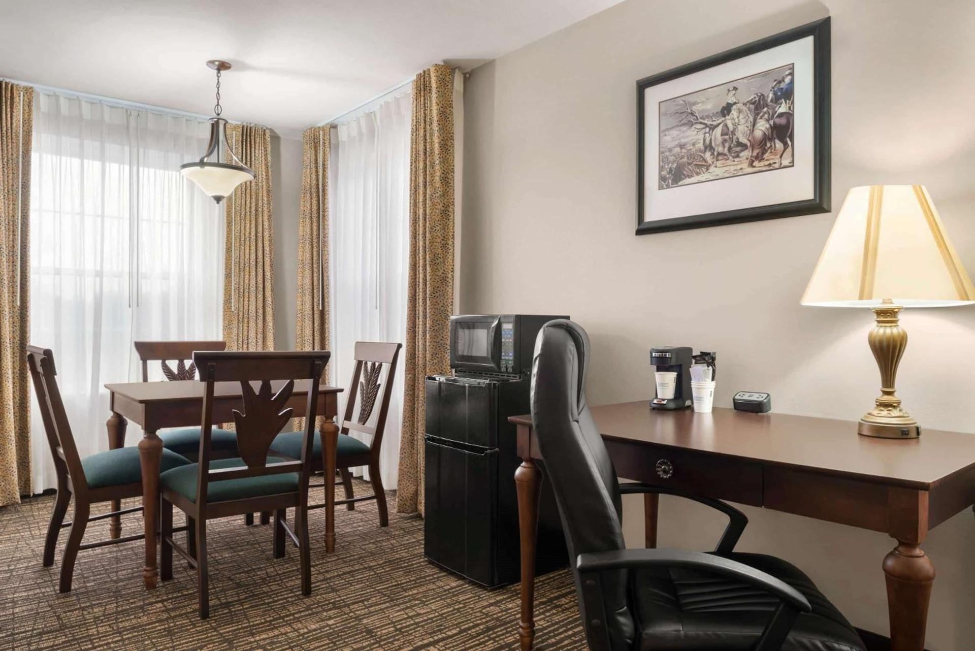 Baymont by Wyndham Washington photo 18