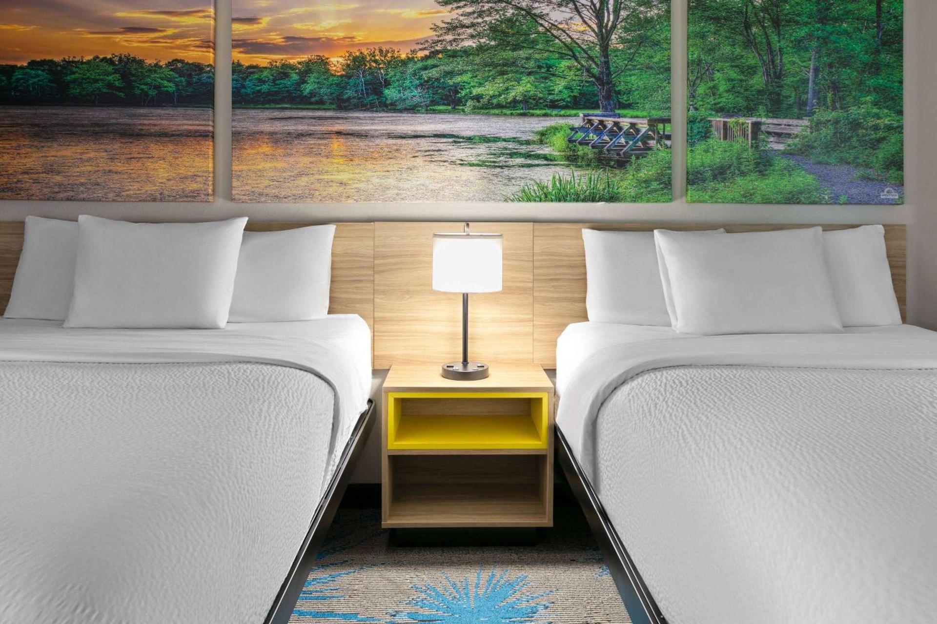 Days Inn by Wyndham Fort Smith photo 16