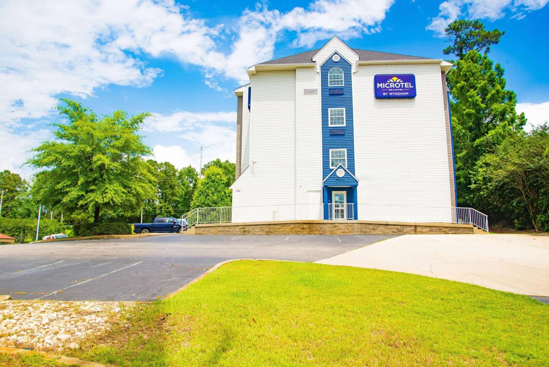 Microtel Inn & Suites by Wyndham Daphne photo 22