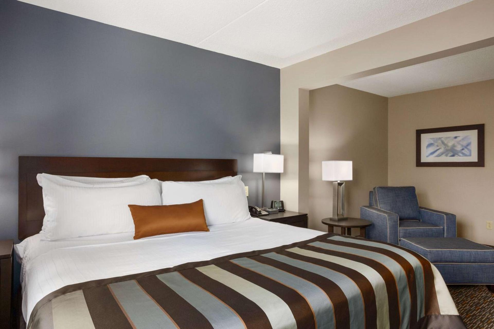 Wingate by Wyndham Sylvania-Toledo photo 21