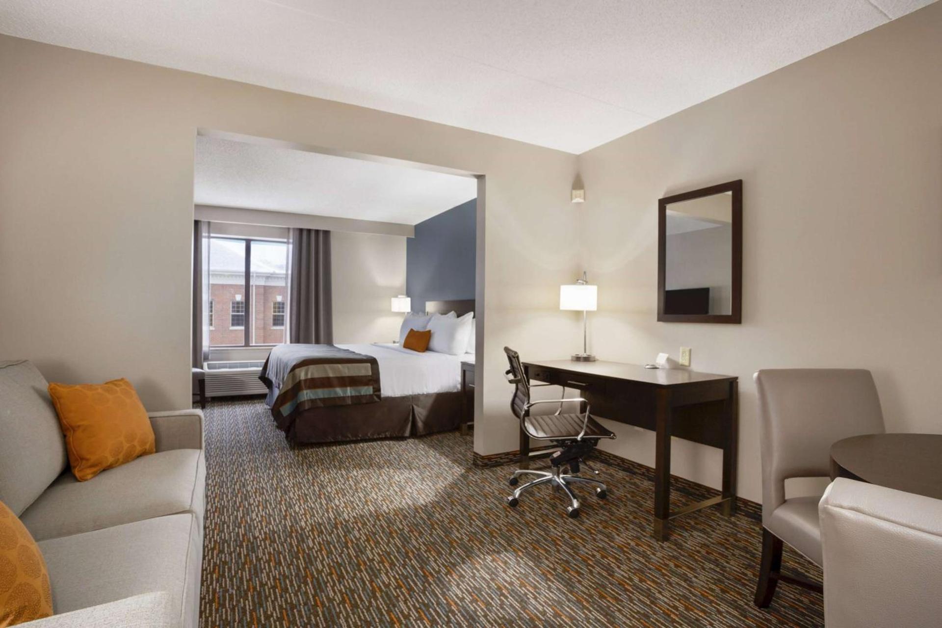 Wingate by Wyndham Sylvania-Toledo photo 29