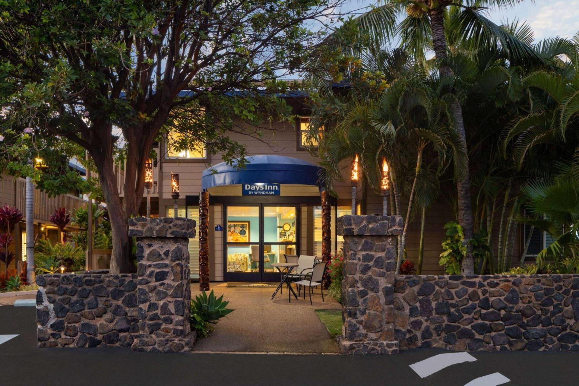 Days Inn by Wyndham Maui Oceanfront photo 4
