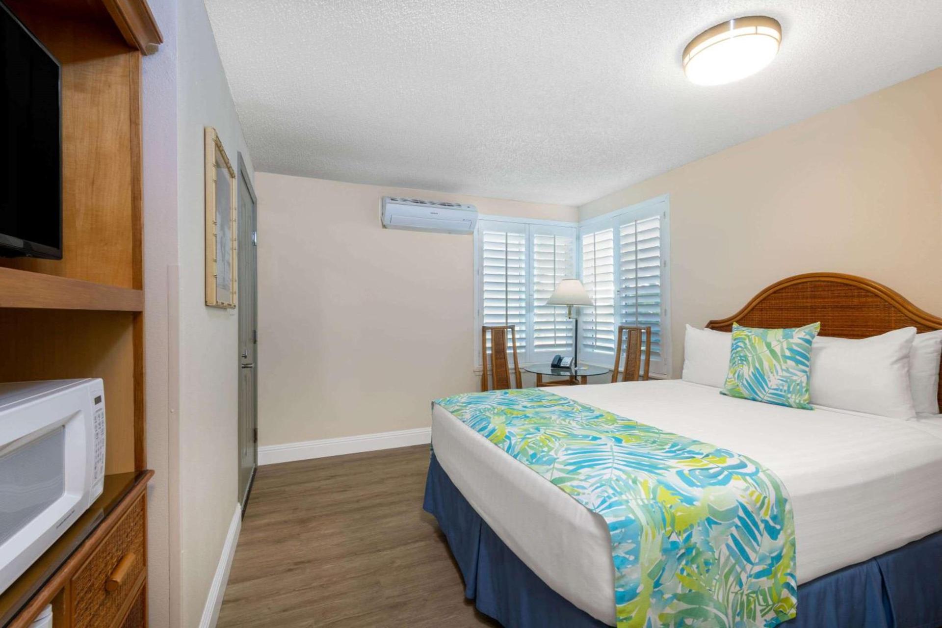 Days Inn by Wyndham Maui Oceanfront photo 14