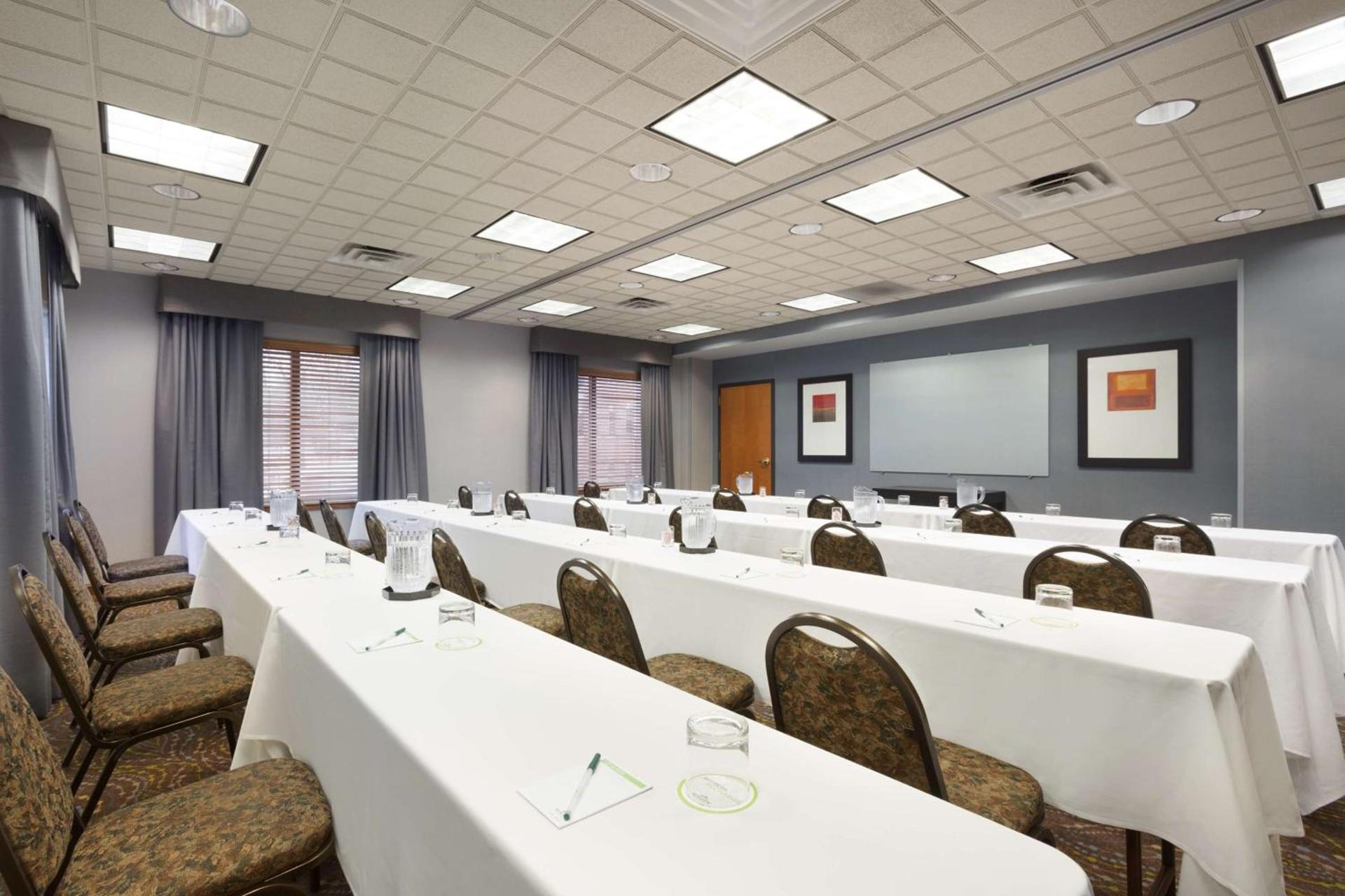 Wingate by Wyndham Sylvania-Toledo photo 39