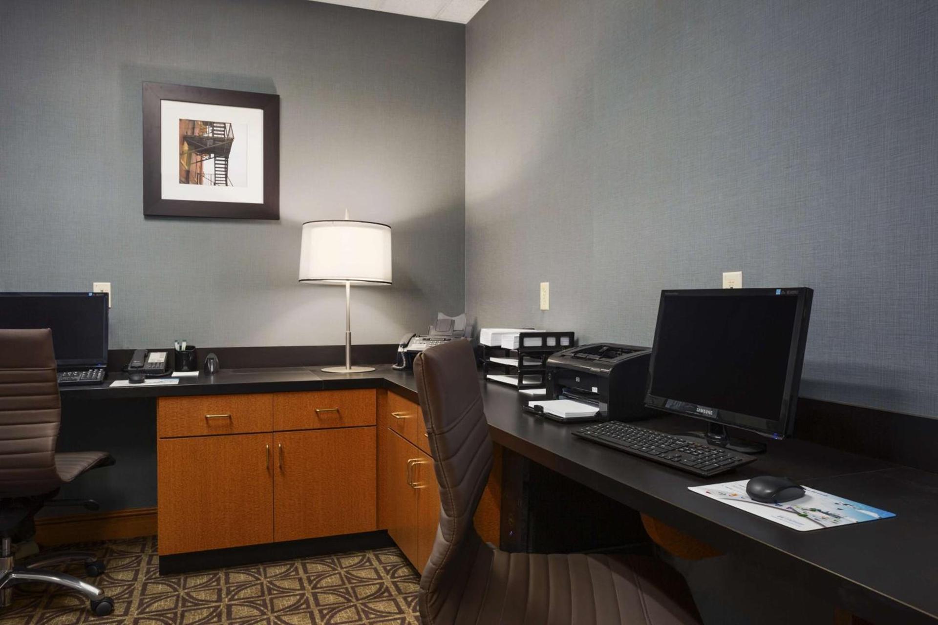 Wingate by Wyndham Sylvania-Toledo photo 43