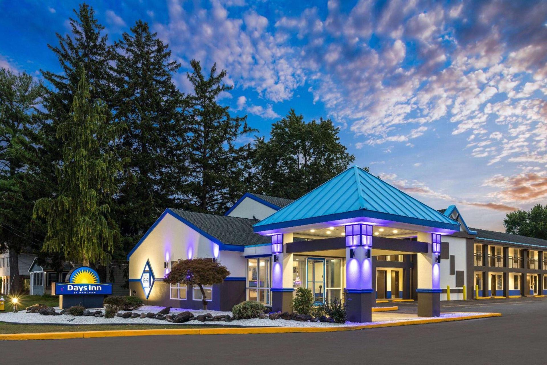 Days Inn & Suites by Wyndham Albany photo 5