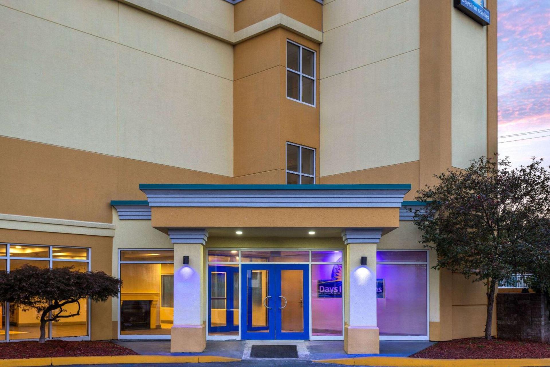 Days Inn & Suites by Wyndham Albany photo 6