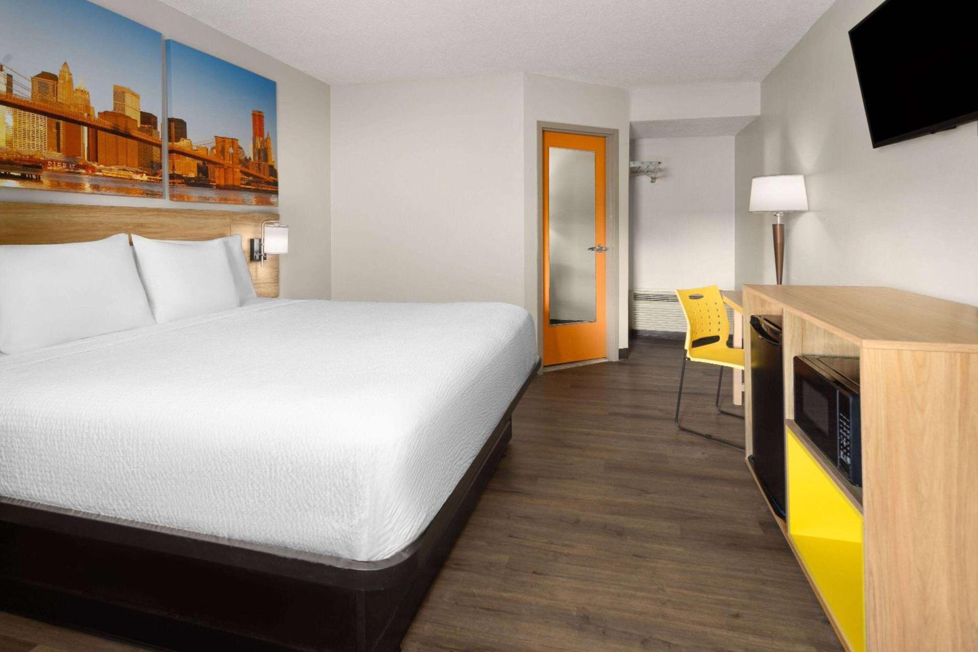 Days Inn & Suites by Wyndham Albany photo 15