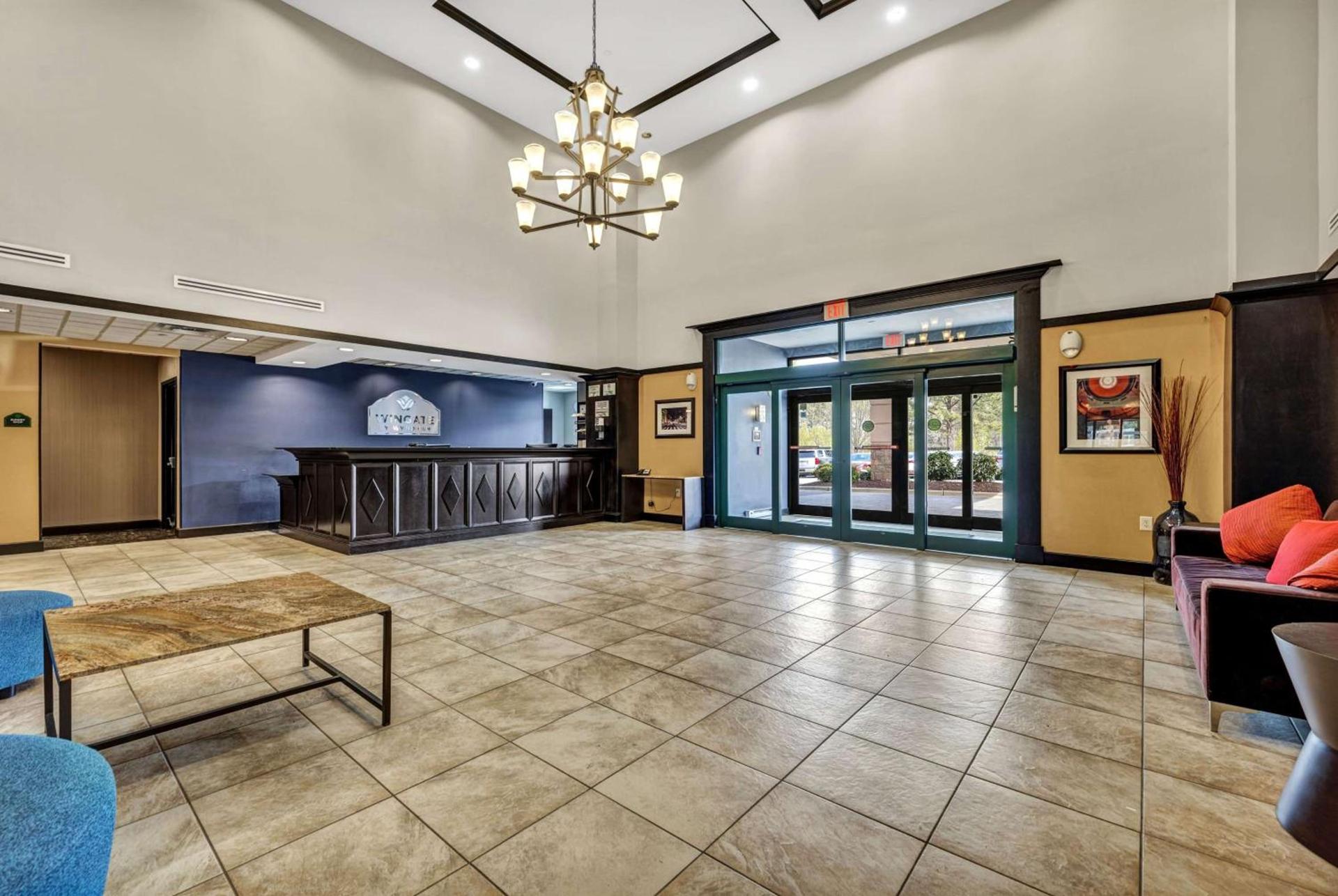 Holiday Inn Express & Suites Raleigh West - Lenovo Center by IHG photo 13