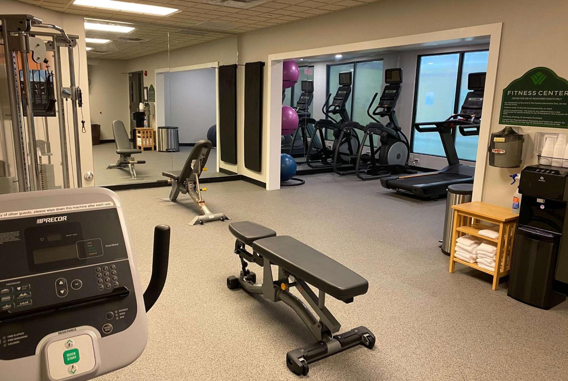 Holiday Inn Express & Suites Raleigh West - Lenovo Center by IHG photo 26
