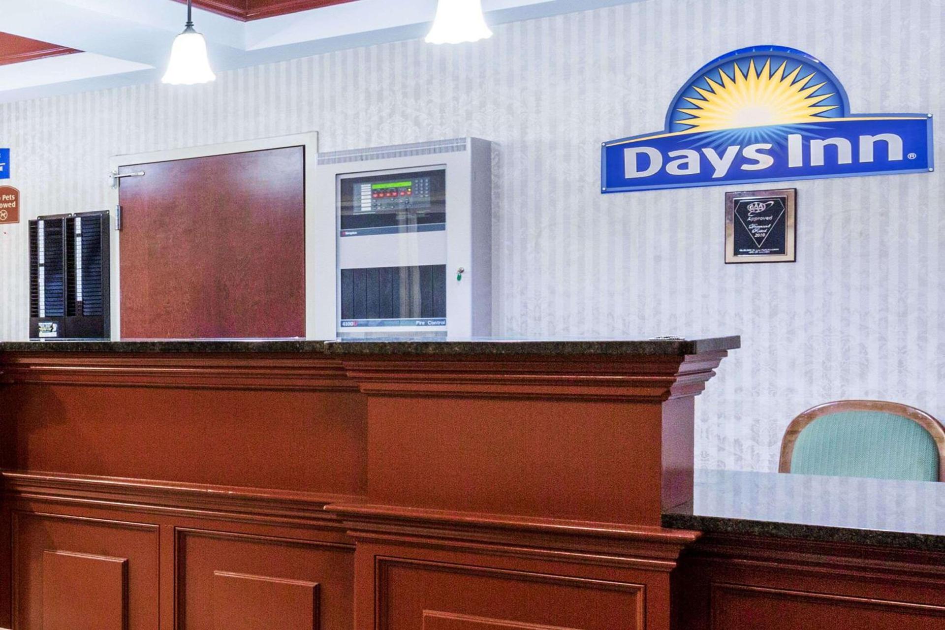 Days Inn by Wyndham Budd Lake photo 3