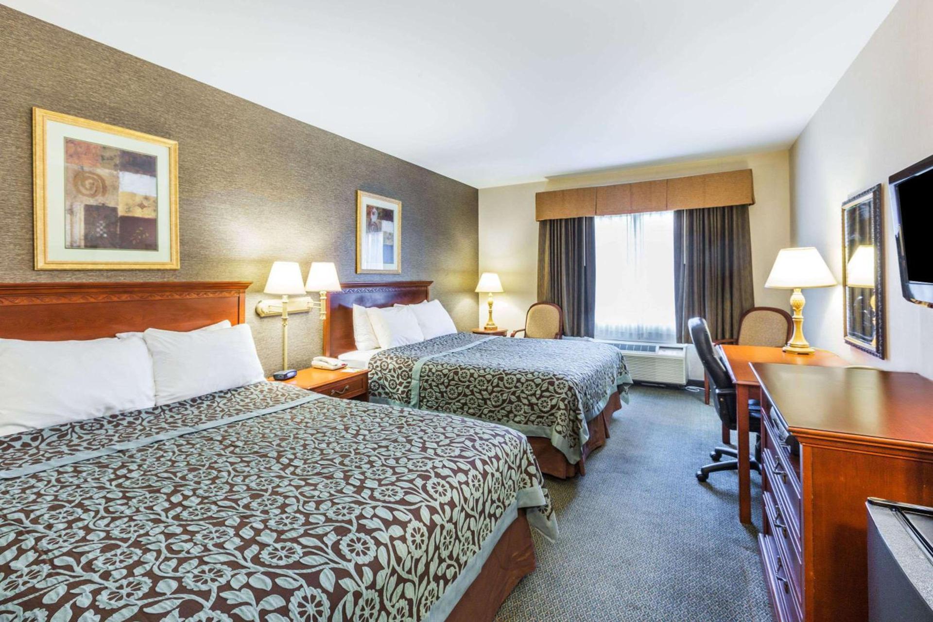 Days Inn by Wyndham Budd Lake photo 9