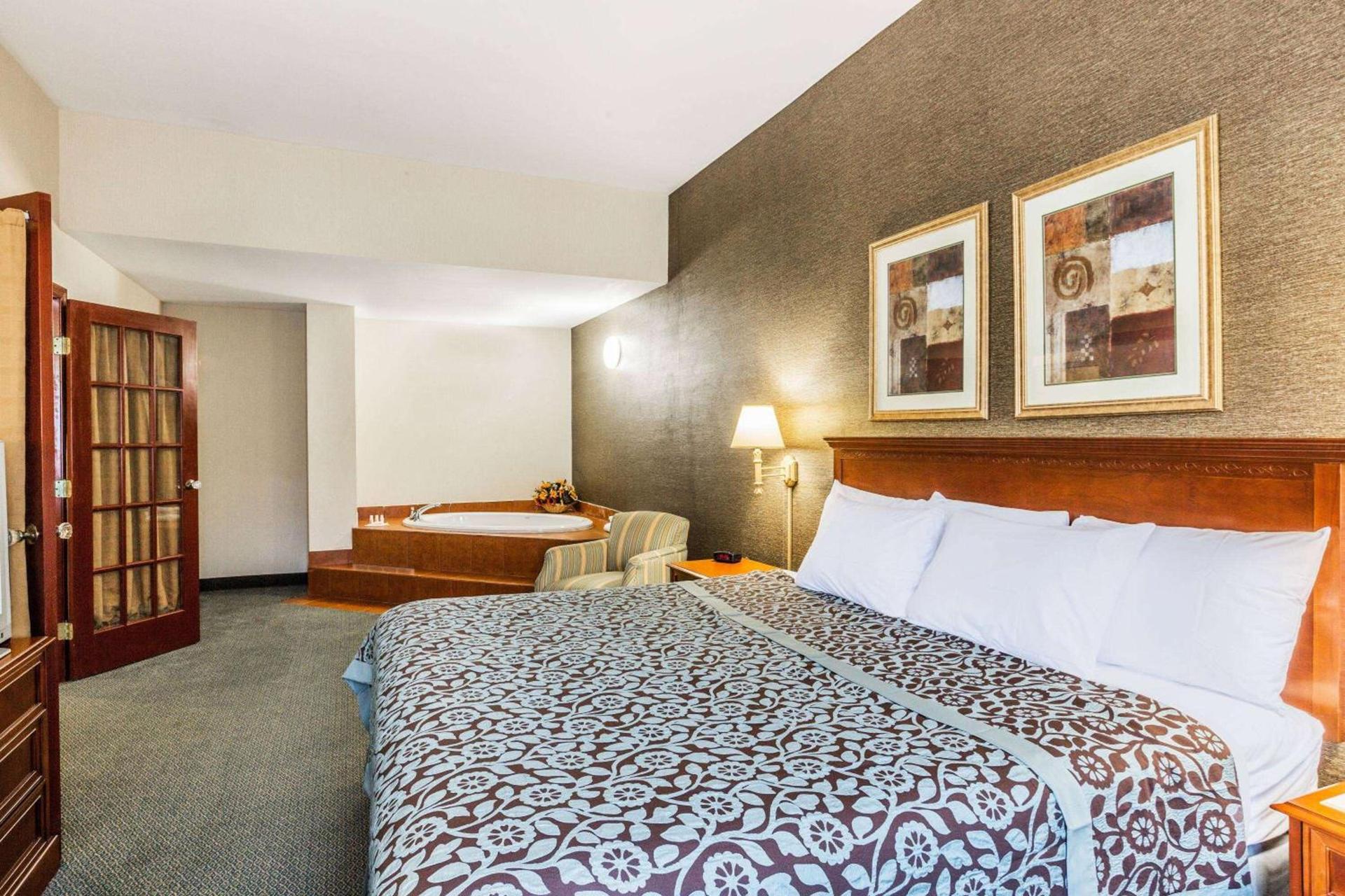 Days Inn by Wyndham Budd Lake photo 10