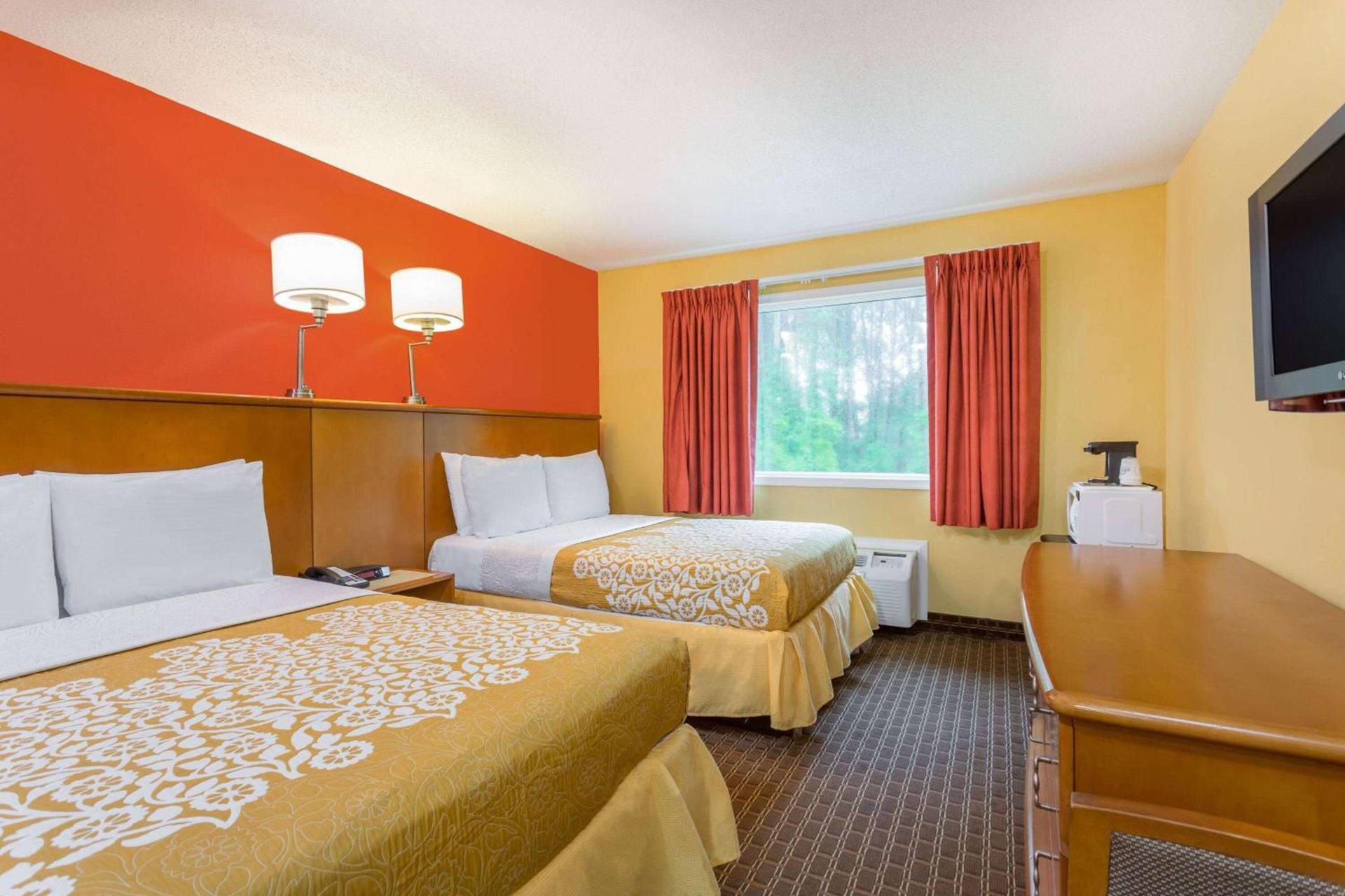 Days Inn by Wyndham Chincoteague Island photo 8