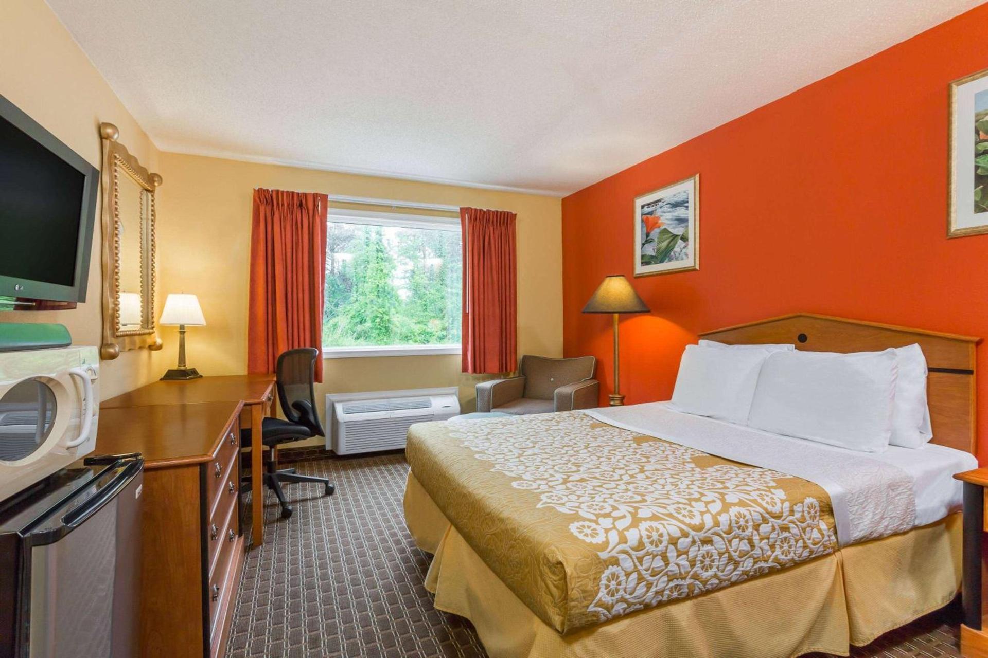 Days Inn by Wyndham Chincoteague Island photo 10