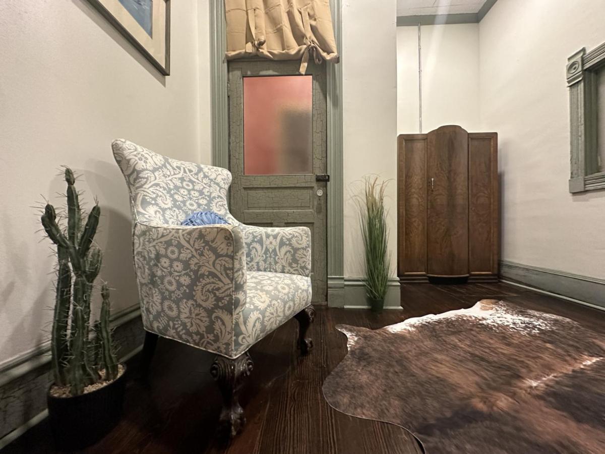 NEW Western-Inspired Inn - The Marlow photo 19