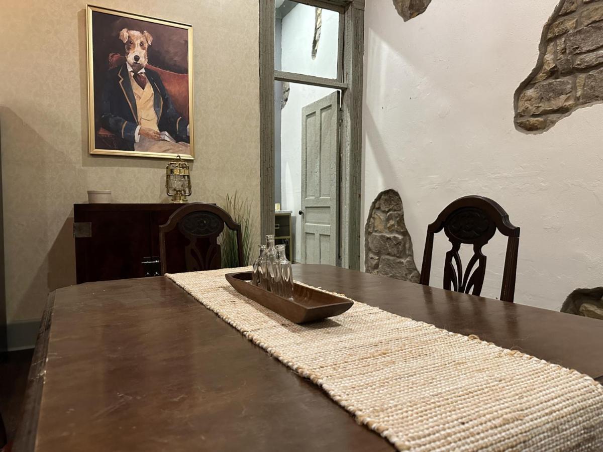 NEW Western-Inspired Inn - The Marlow photo 13