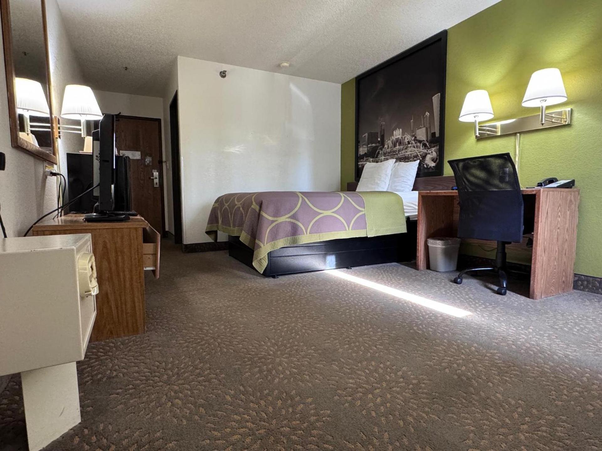 Super 8 by Wyndham Mokena/Frankfort /I-80 photo 22