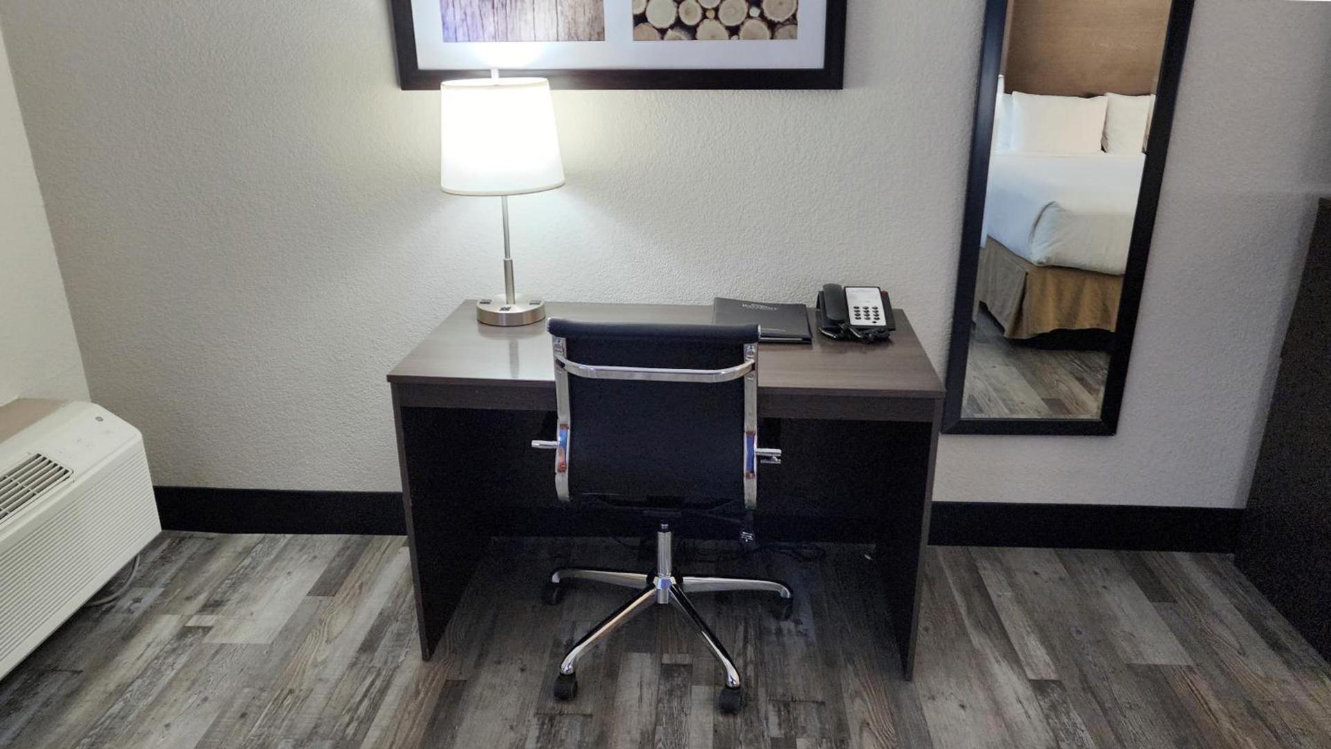 Baymont by Wyndham Casa Grande photo 12