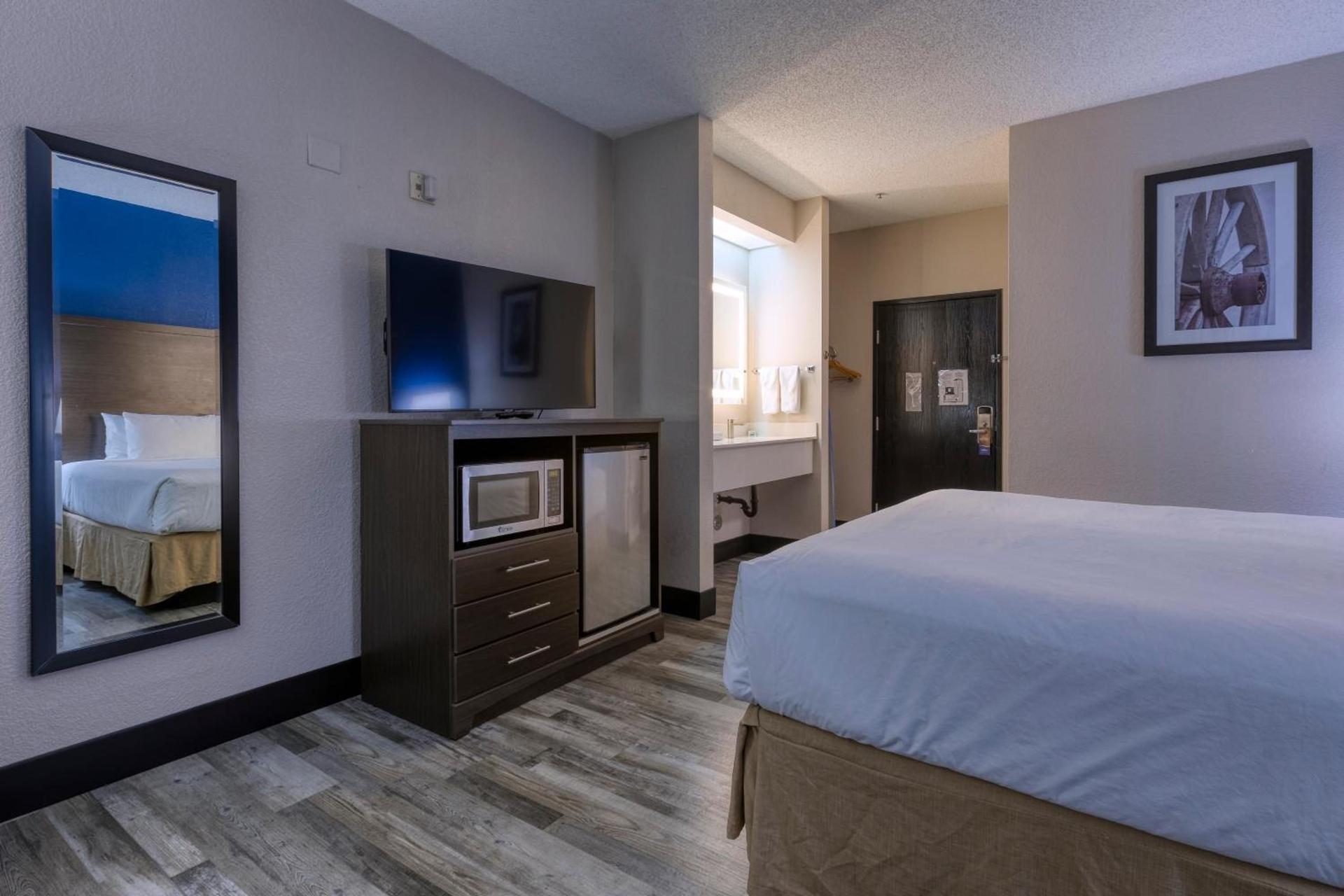 Baymont by Wyndham Casa Grande photo 9